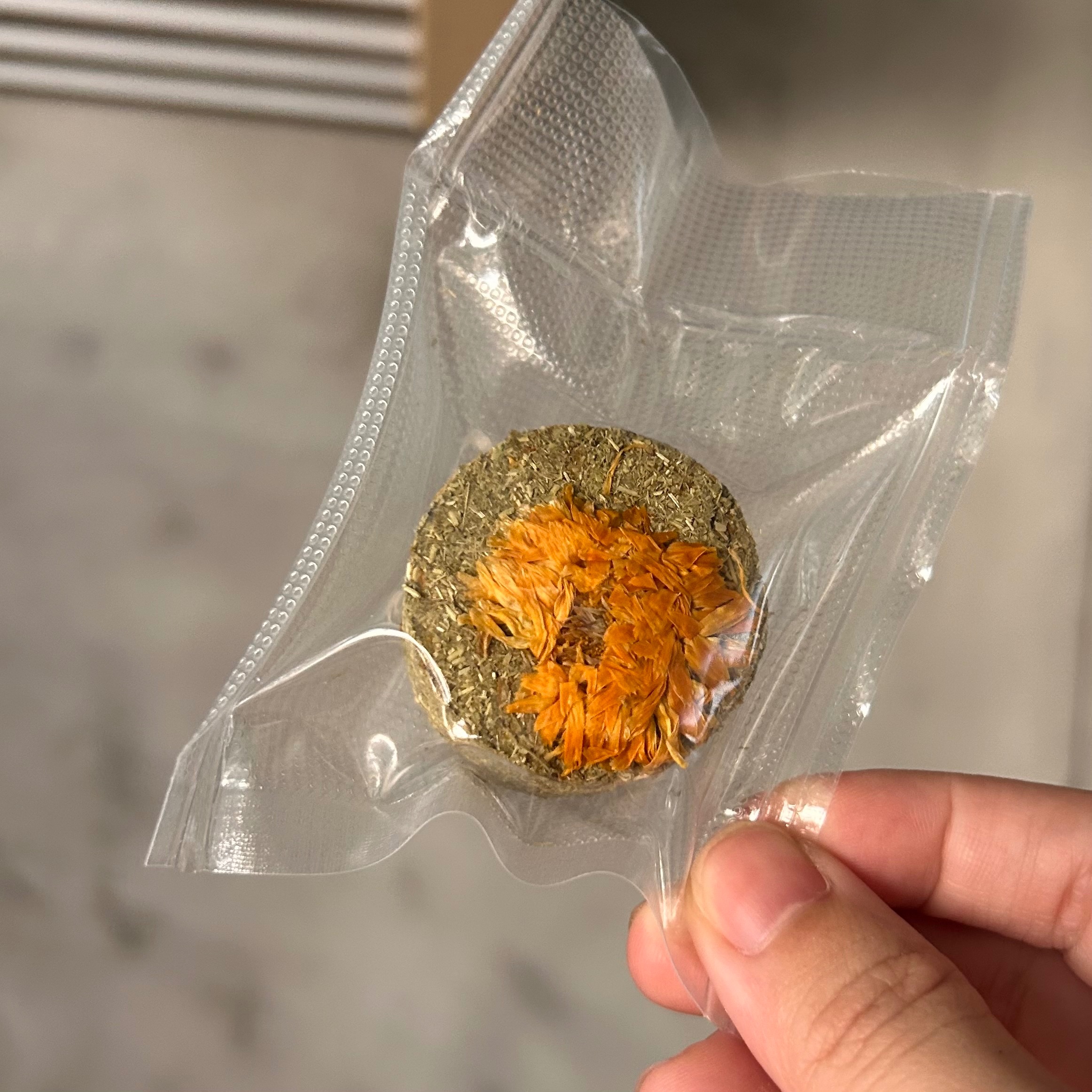 新品＜金盞花口味＞接單新鮮現做🌿 純天然兔子草餅 提摩西草 無香料