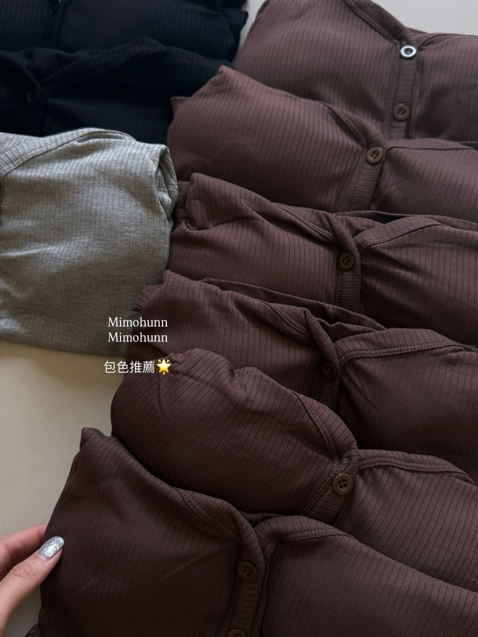 現貨🩵溫柔女友假釦上衣