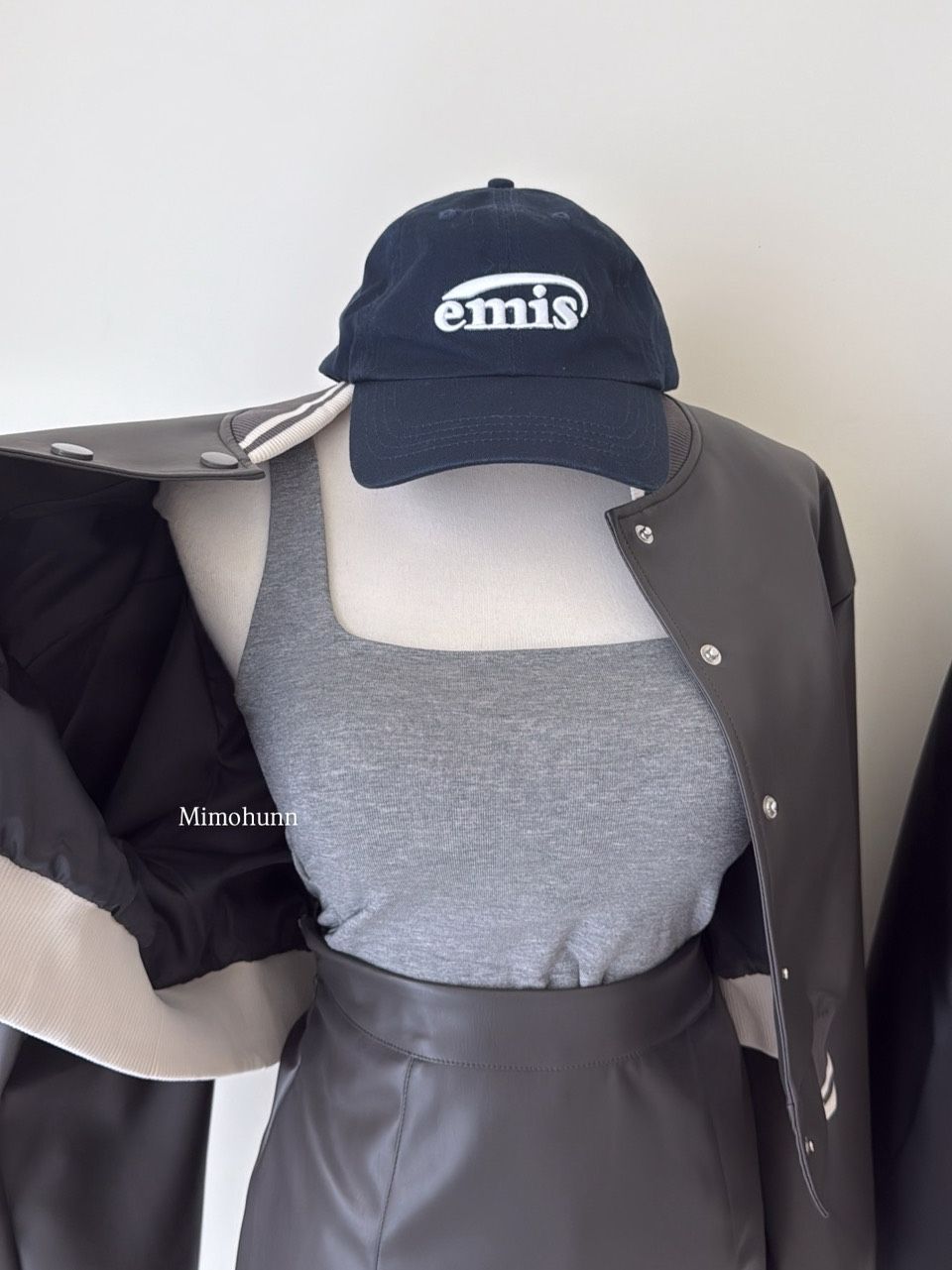 內磨毛方領胸墊背心