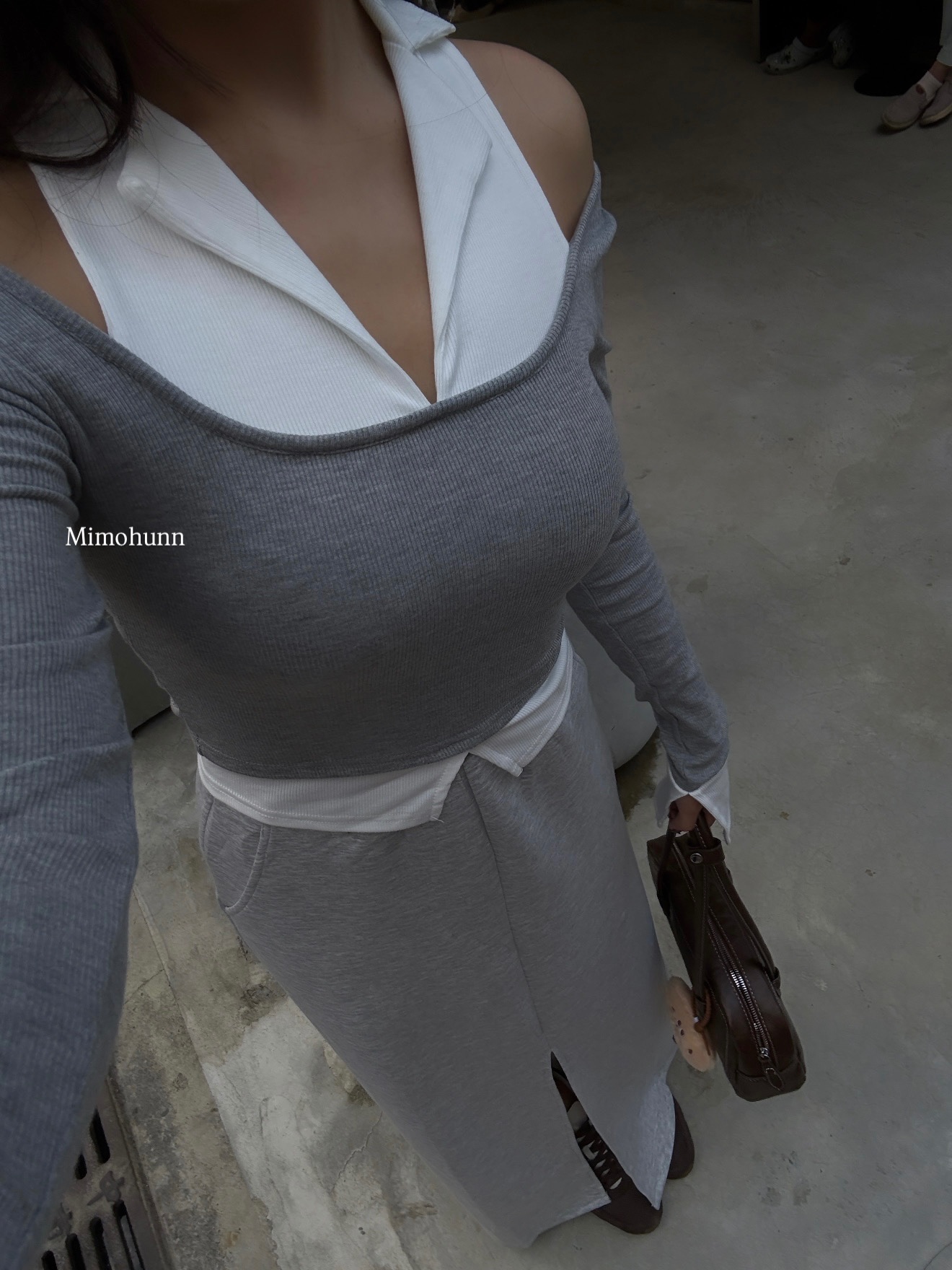 🩶假兩件胸墊上衣+前開叉太空棉裙