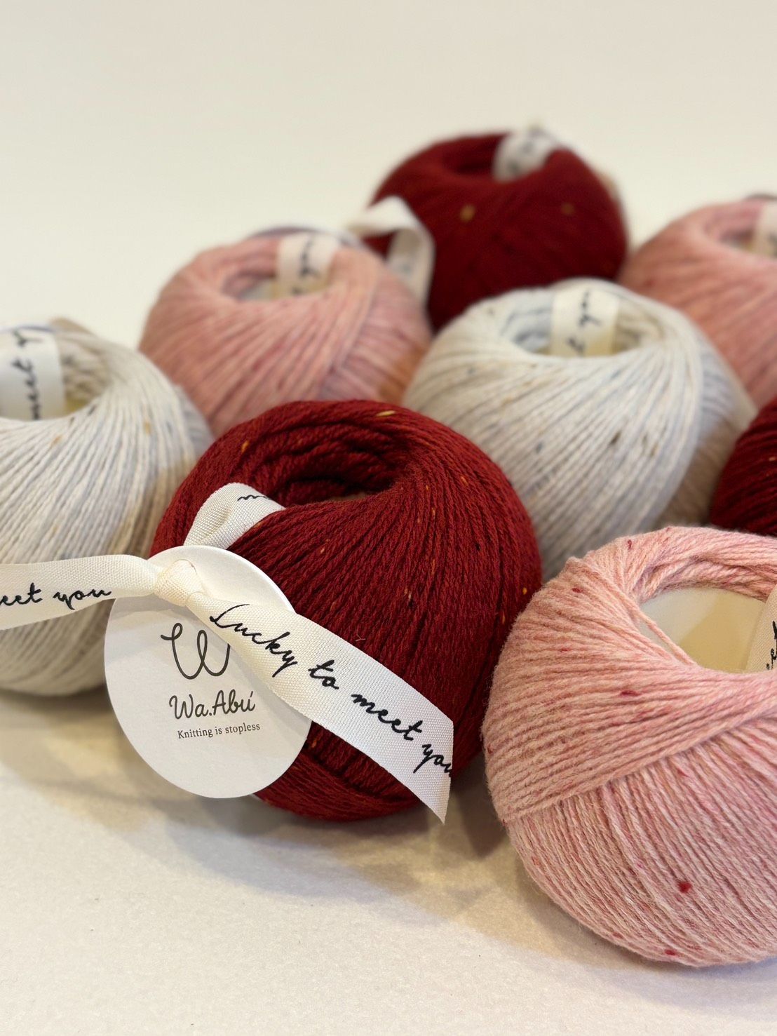 《Molly Merino》波點精紡美麗諾羊毛純羊毛線