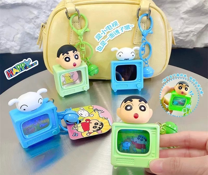 蠟筆小新電視機吊飾