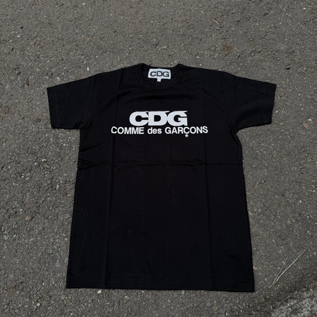 CDG字母短袖