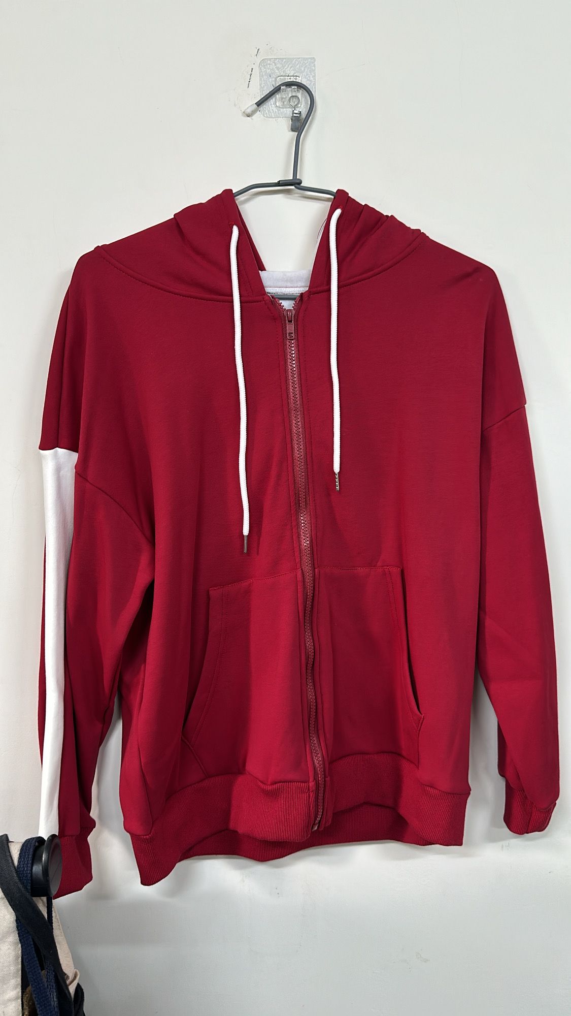 紅色運動外套 有刷茸