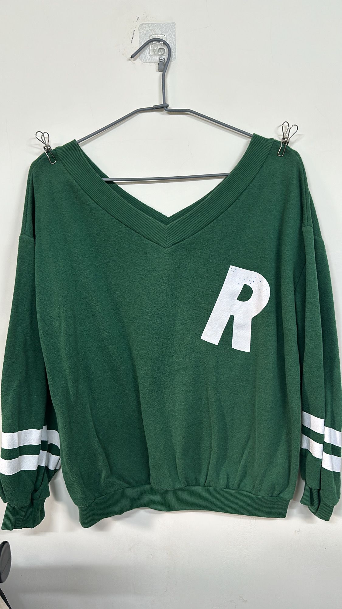 斜肩大學T 超火露肩衛衣 大學T 長袖