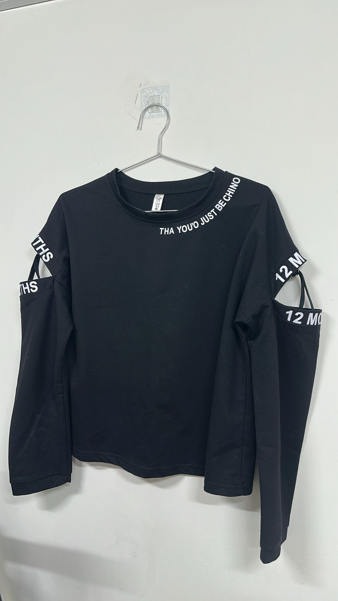 圓領個性印花字母 長袖上衣