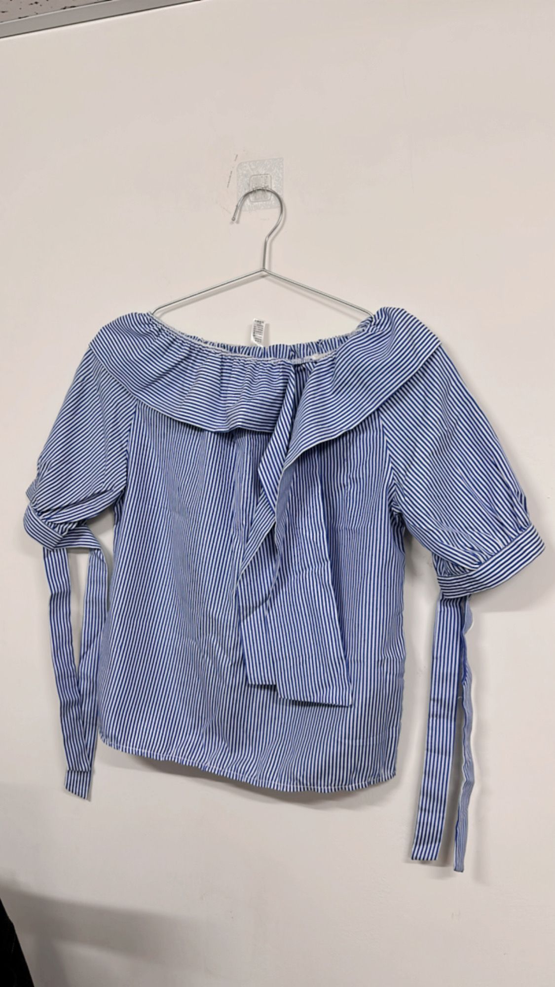 藍色條紋上衣