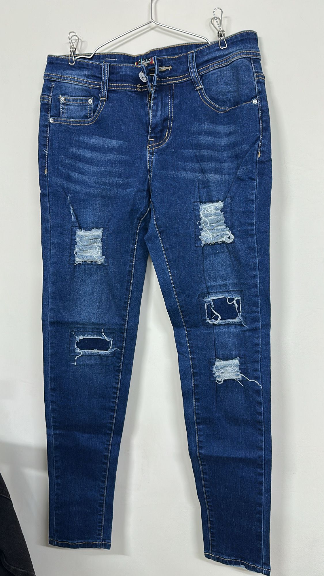 個性刷破牛仔丹寧