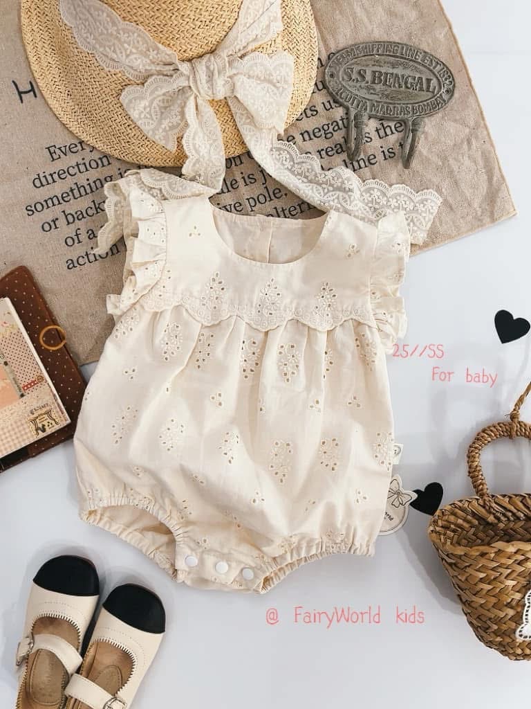 GOKOMI 奶油高級提花包屁衣