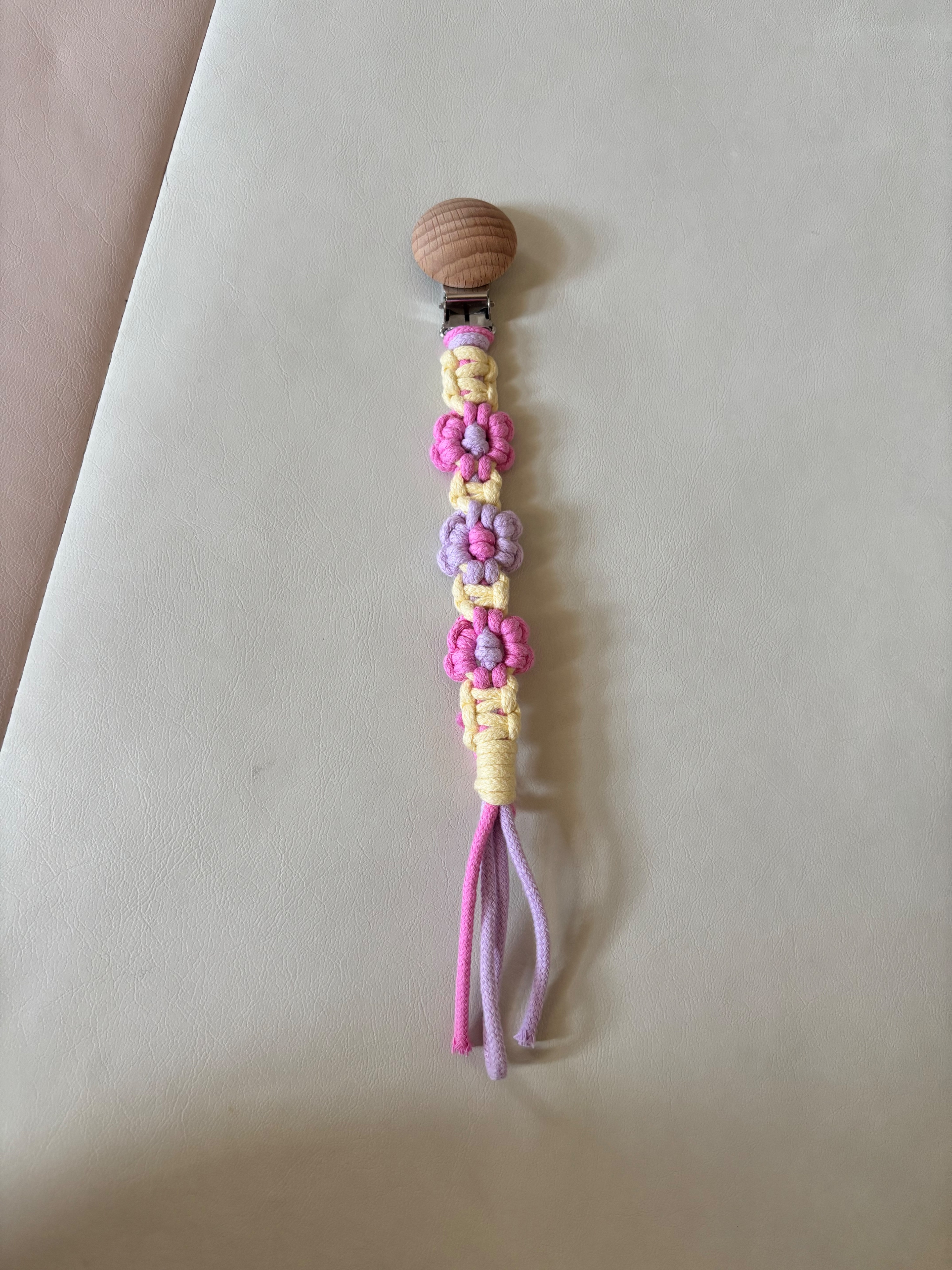 客訂-編織花朵奶嘴鏈