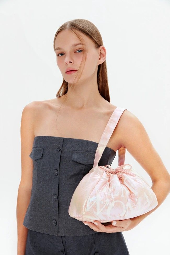 【預購】Gentlewoman 金屬Dumpling Bag（勿直接下單 請先私訊IG詢問⮕@_w.e_shop）