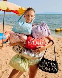【預購】Gentlewoman 純色Dumpling Bag（勿直接下單 請先私訊IG詢問⮕@_w.e_shop）
