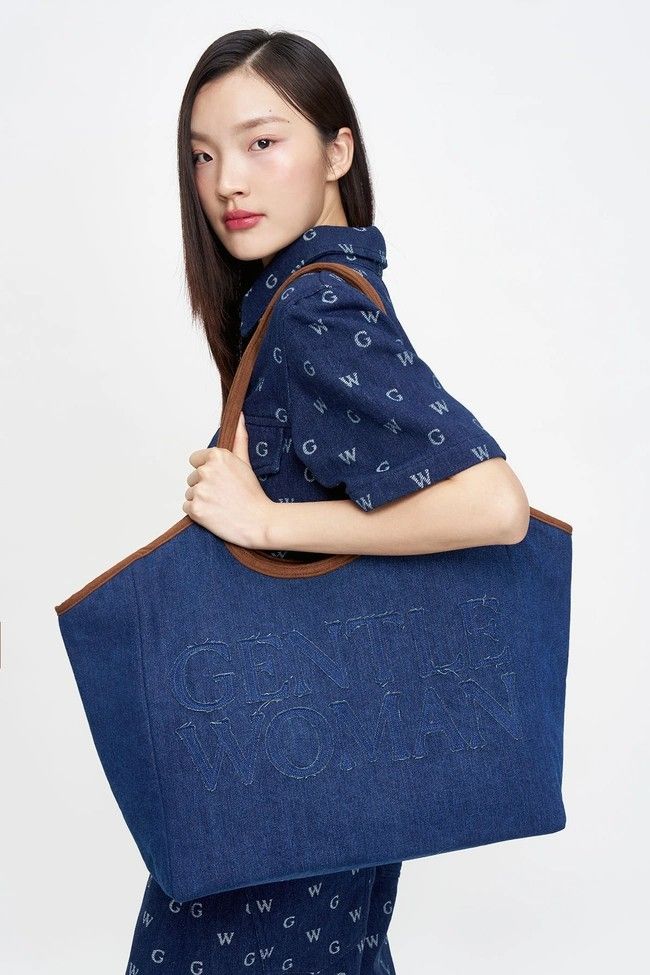 【預購】Gentlewoman PDay-To-Day單肩包（勿直接下單 請先私訊IG詢問⮕@_w.e_shop）