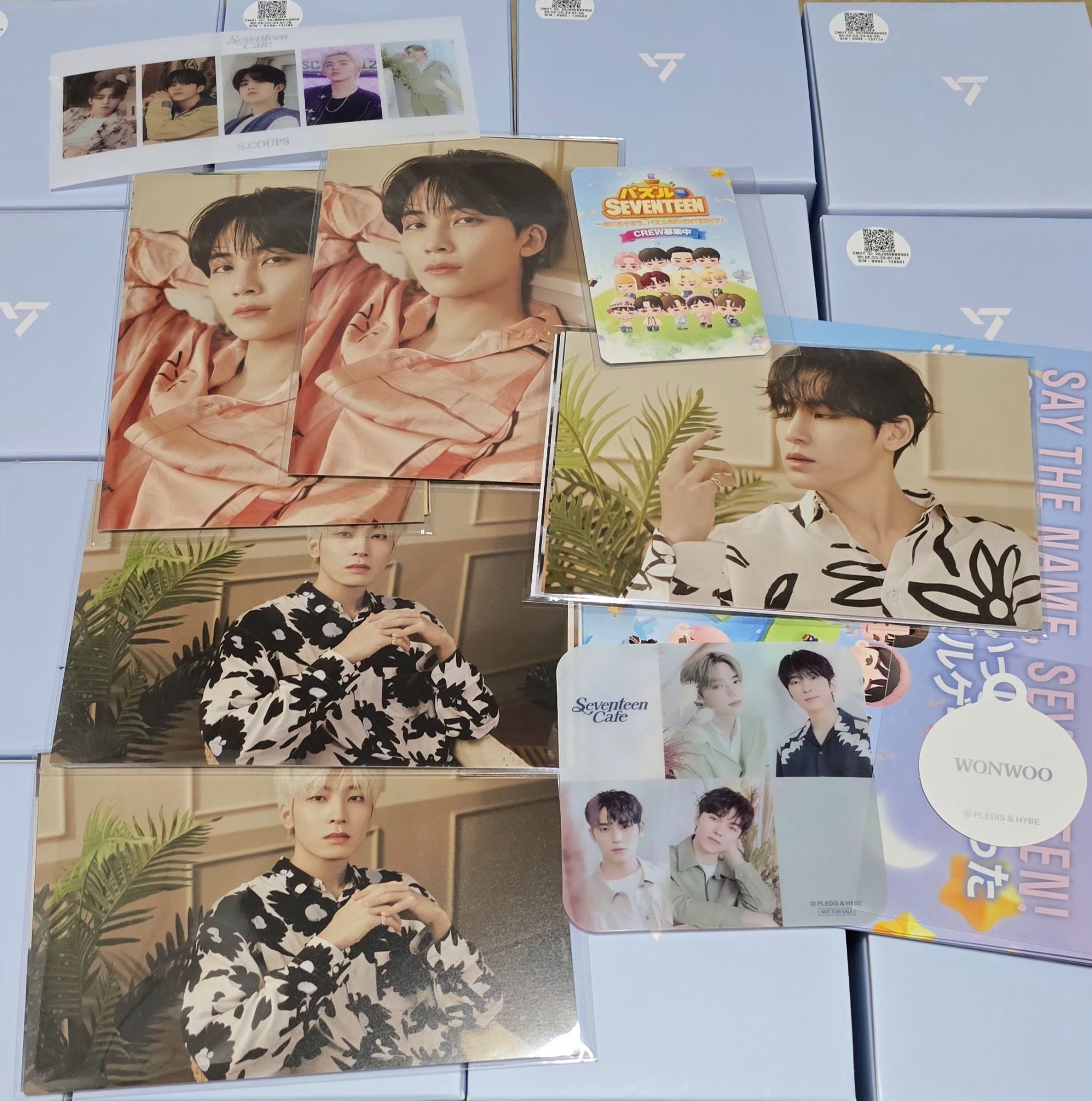 SEVENTEEN CAFE 2025 週邊