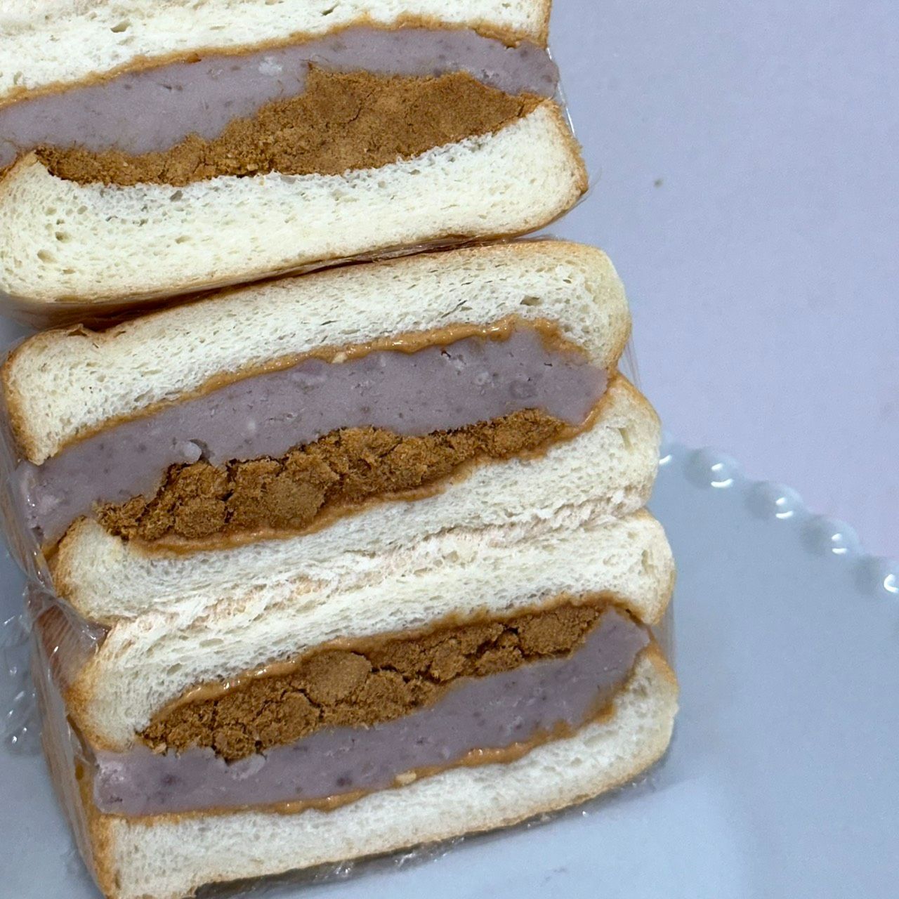 花生芋肉鬆 夾心吐司