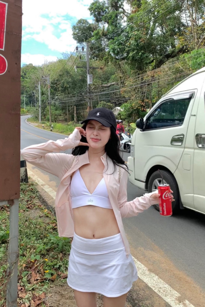 立領防曬外套｜涼感冰絲 收腰剪裁