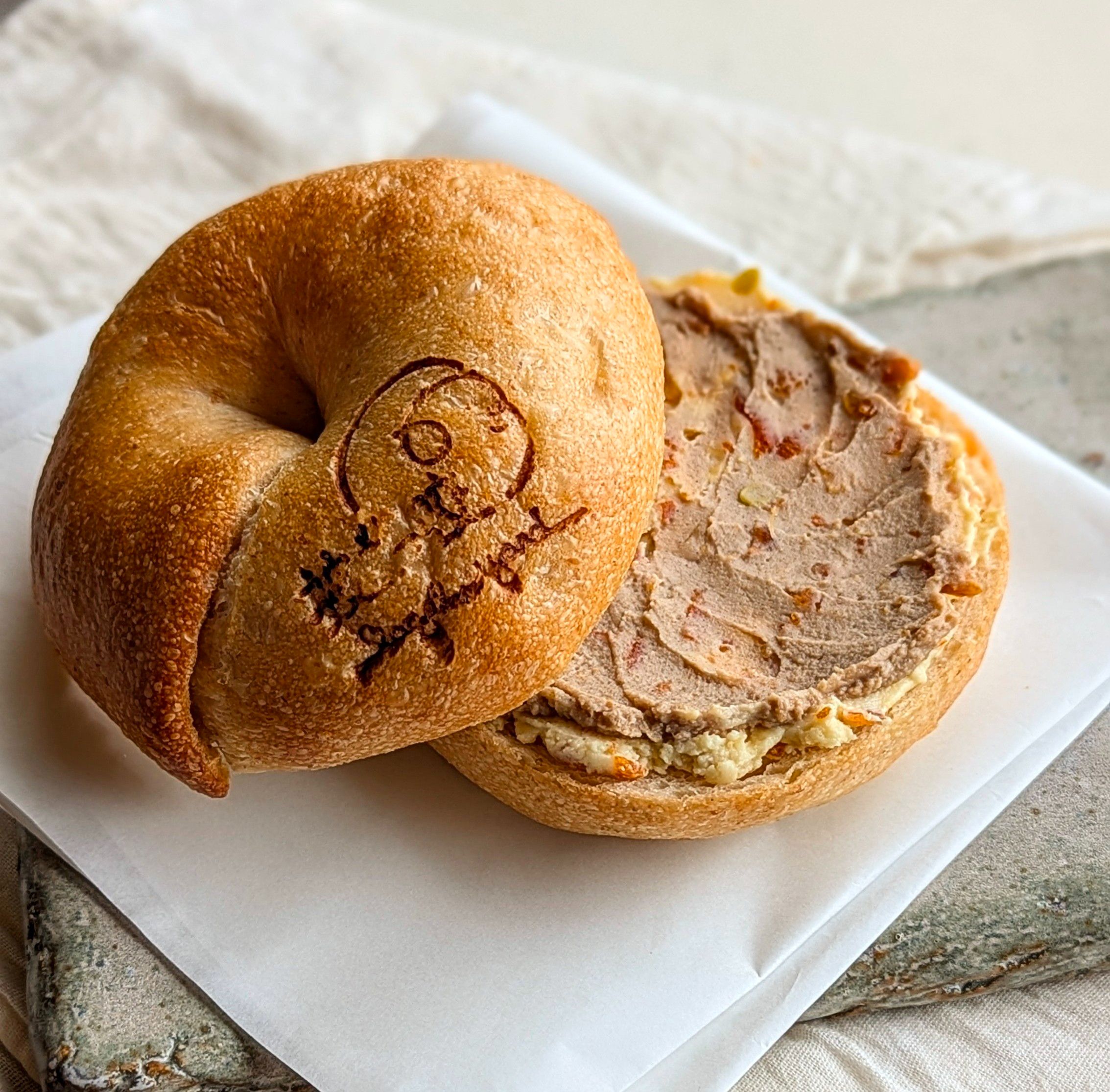 蜜桔鐵觀音奶油乳酪夾心貝果