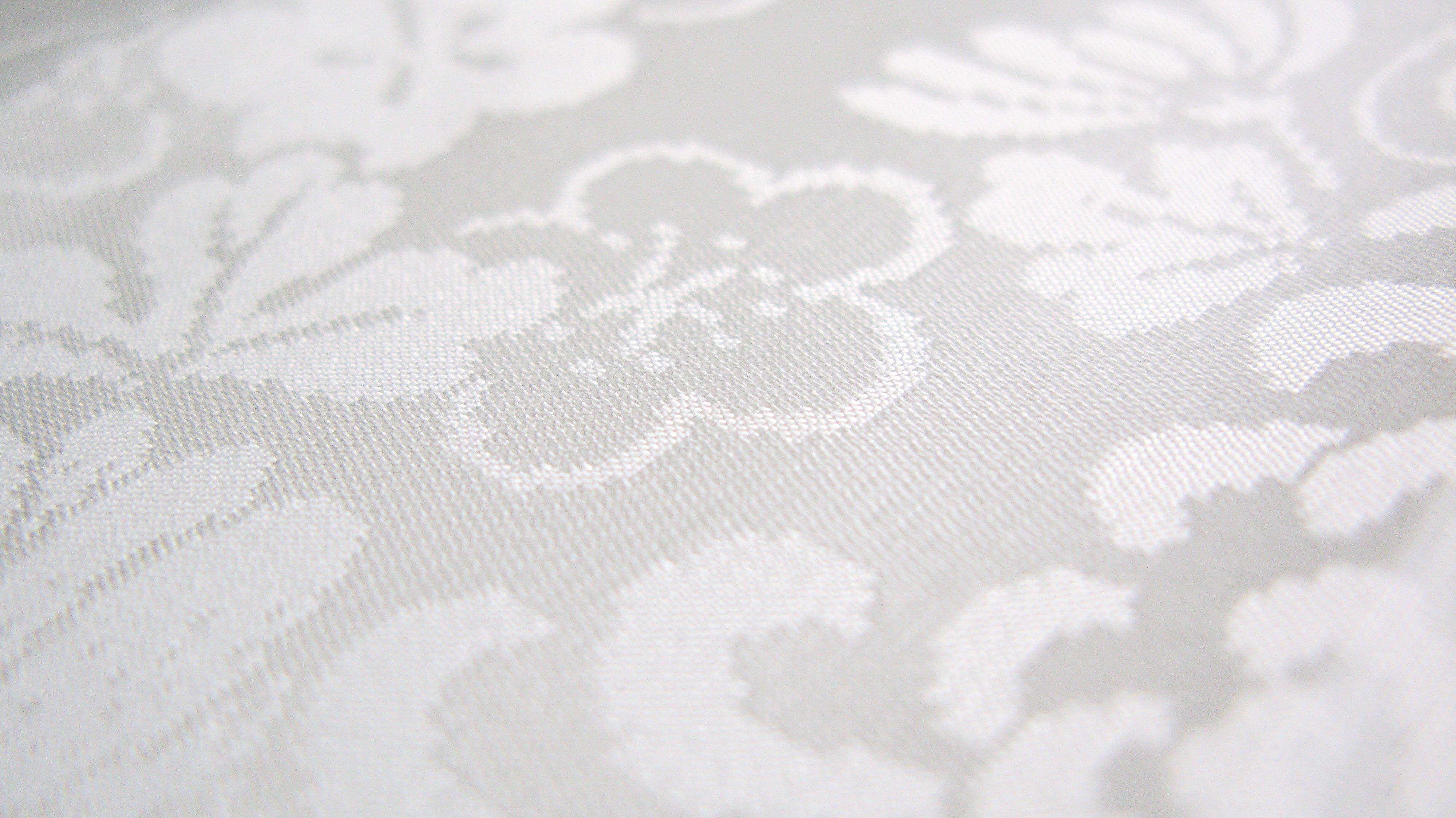 { 白梅 } 襦袢用 | 化學纖維 | 有被剪過，長度不明，建議作半襦袢