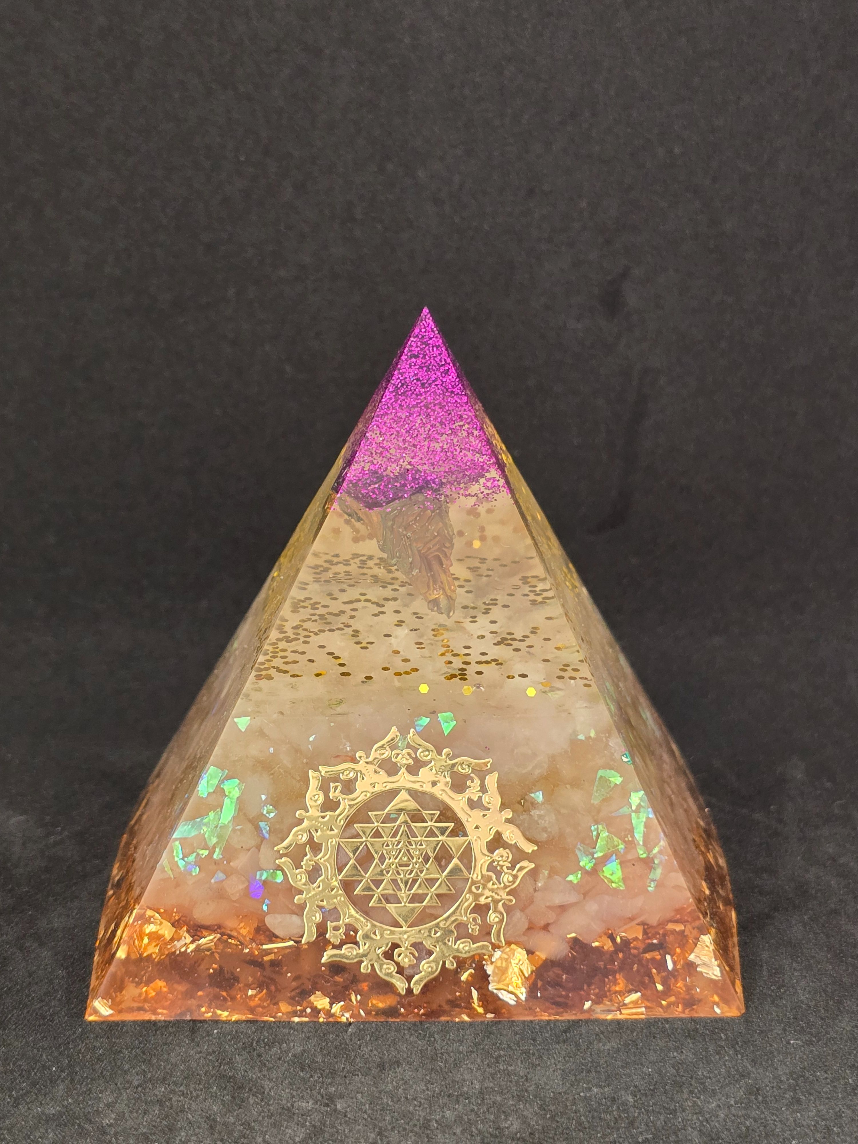 ☆滴膠金字塔•能量塔