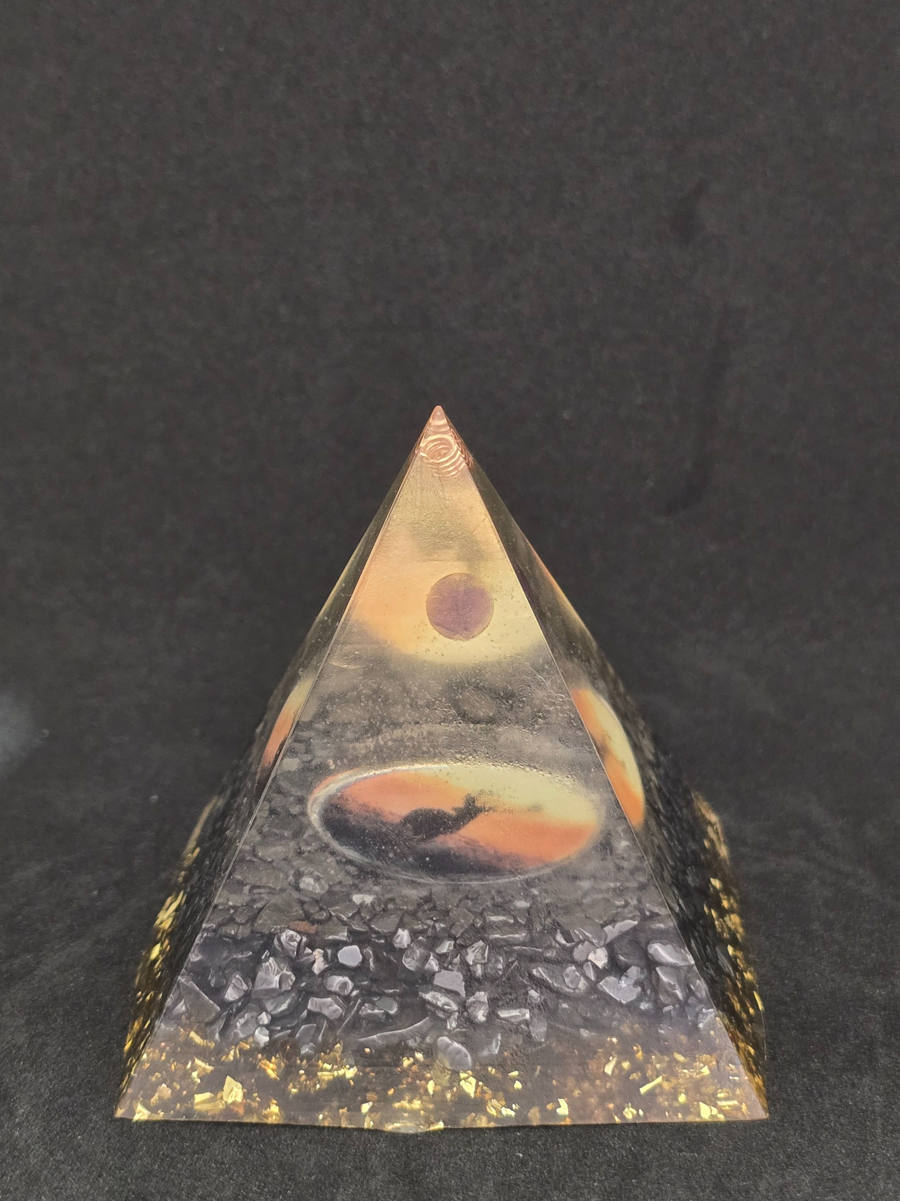 ☆滴膠金字塔•能量塔