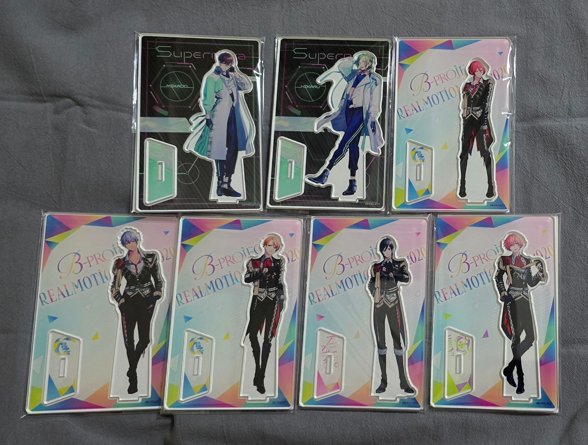b-project 立牌