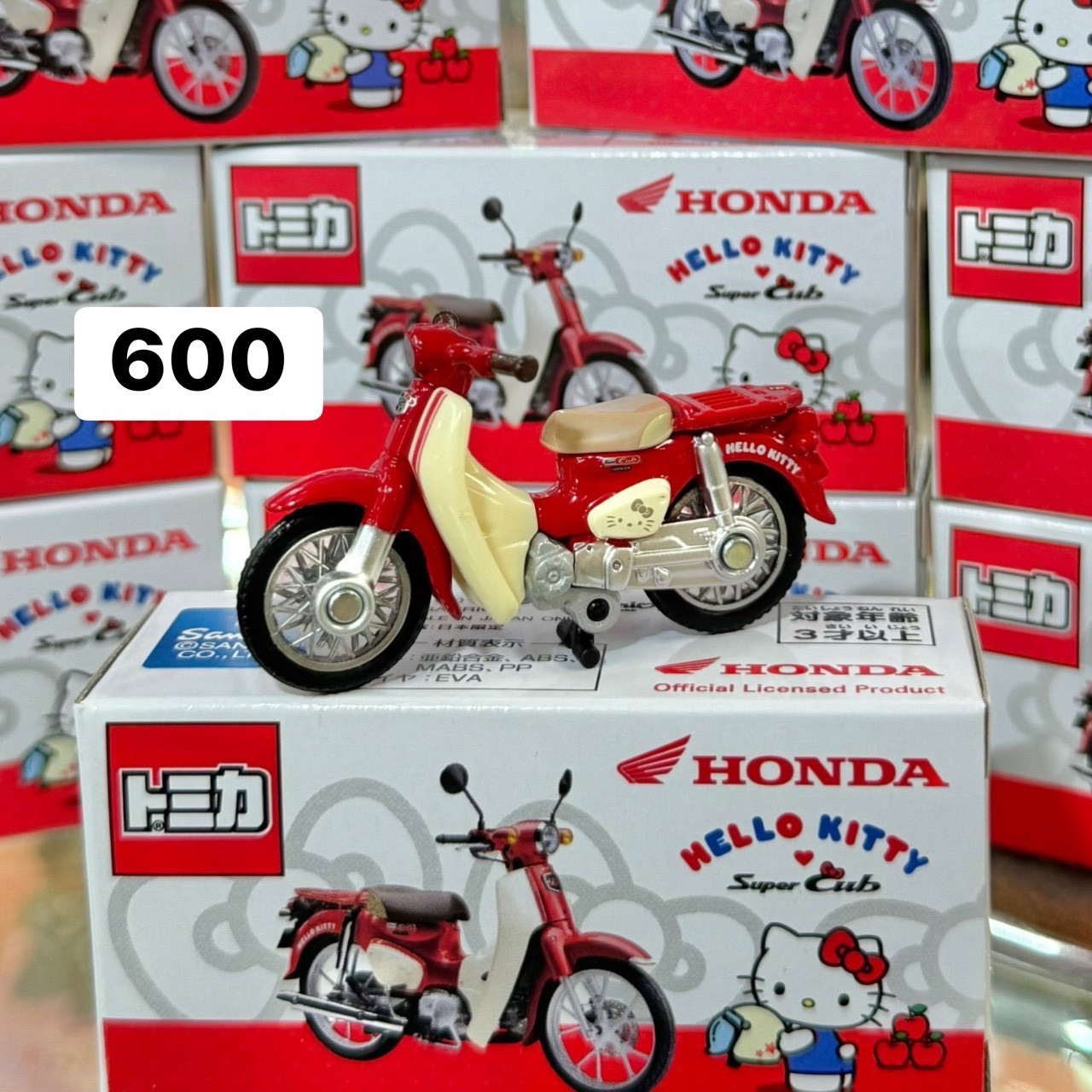 Kitty 限定Honda摩托車款頭米卡