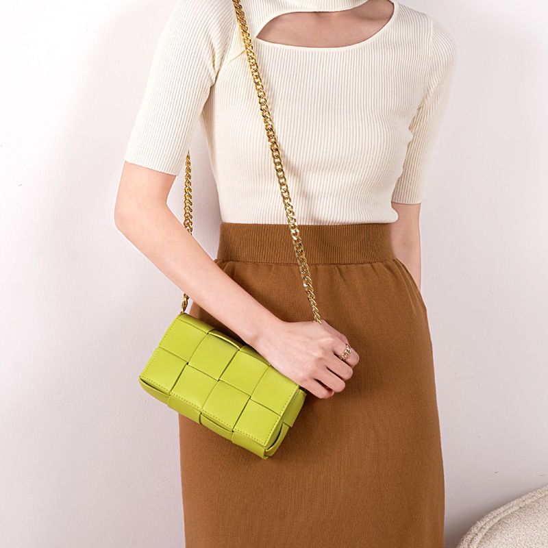 真皮編織包BV風手機包⚡️台灣現貨#7129翻蓋包 8格豆腐包 真皮包 小廢包 女生包 側背包 斜挎包