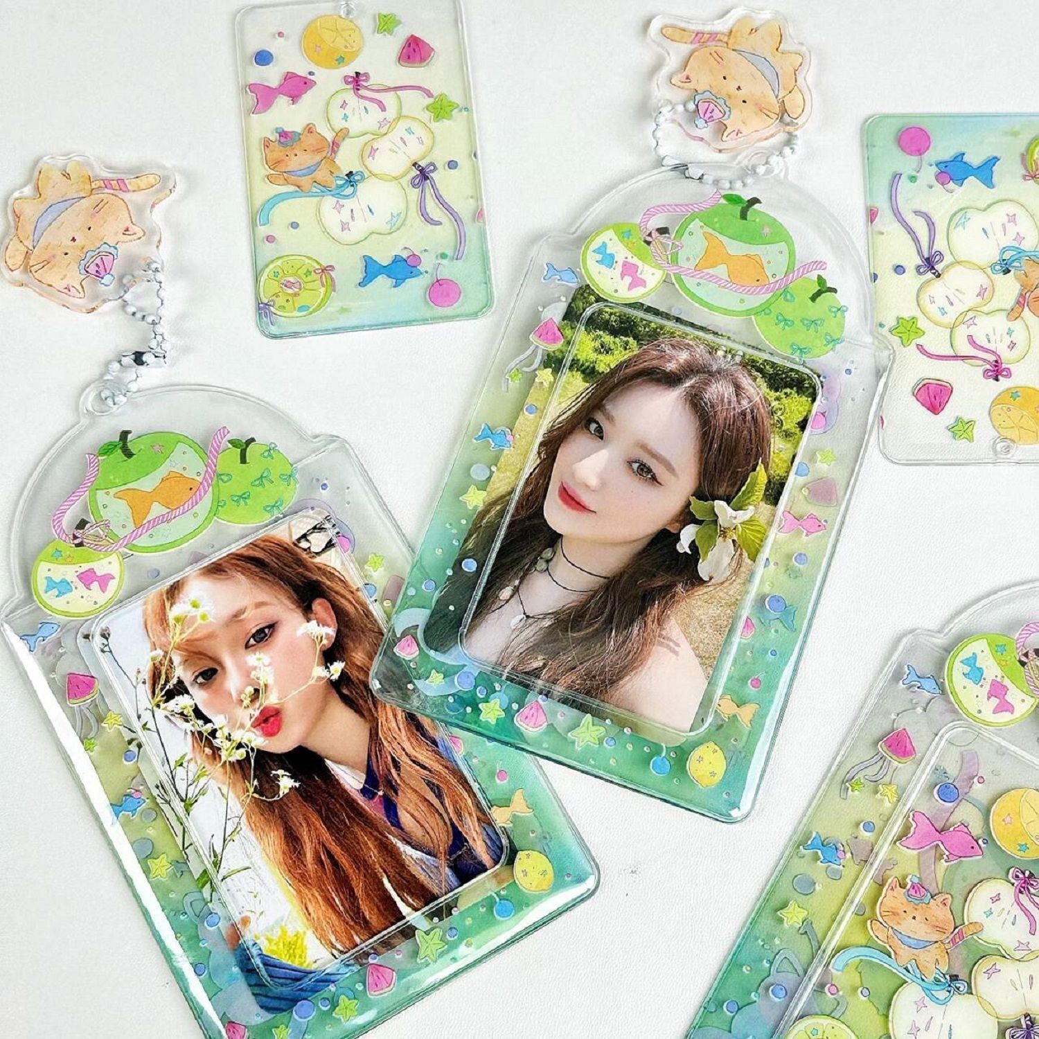 133.青蘋果貓咪-可愛插畫風卡套送吊飾1款