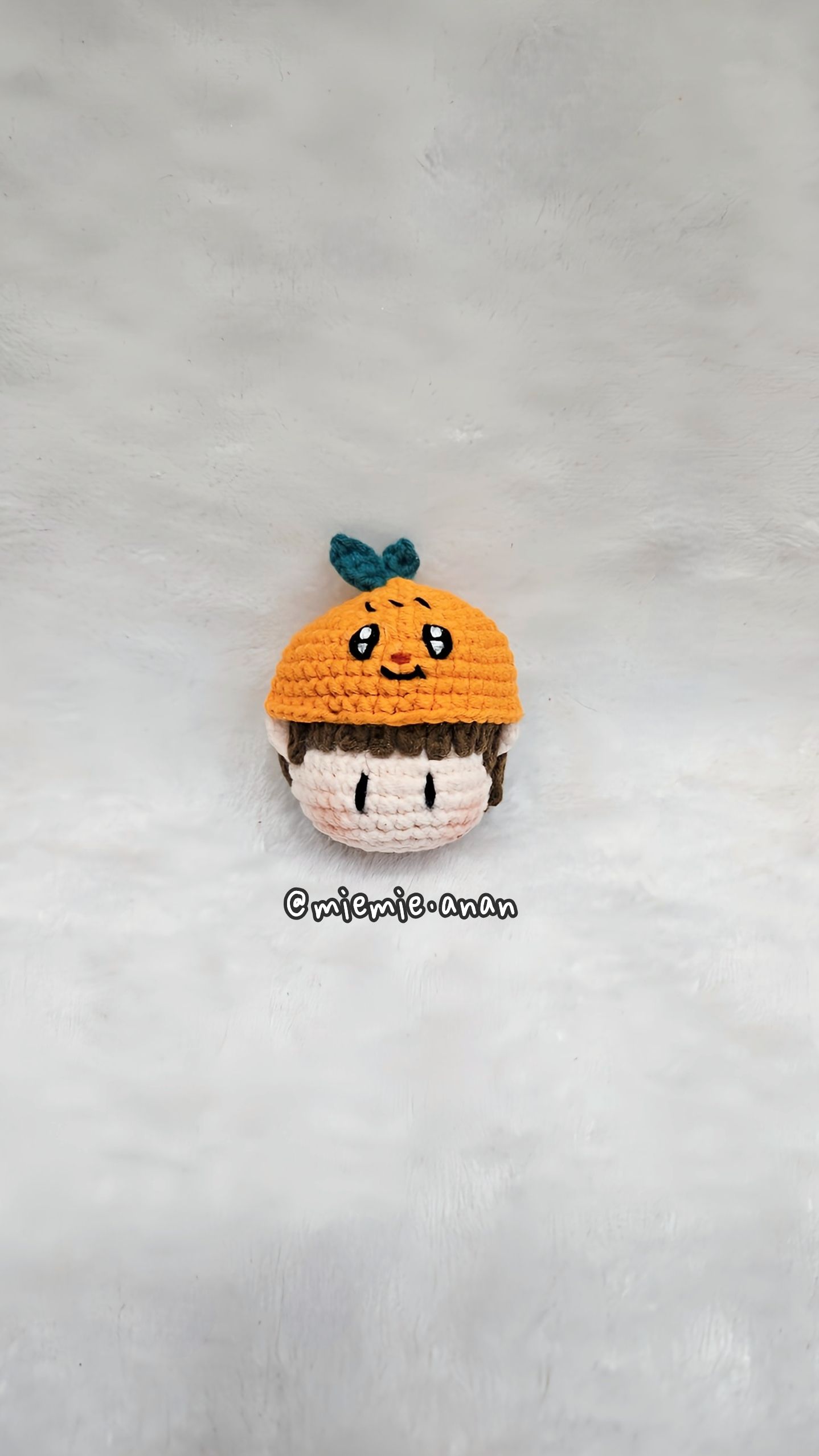 Seventeen 夫勝寛橘子帽吊飾