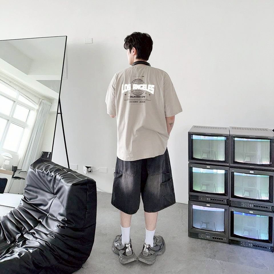 【CIVON】 韓版  LOS ANGELES 反光字母印花短袖  純棉 高磅 Oversize 男女可穿 情侶款