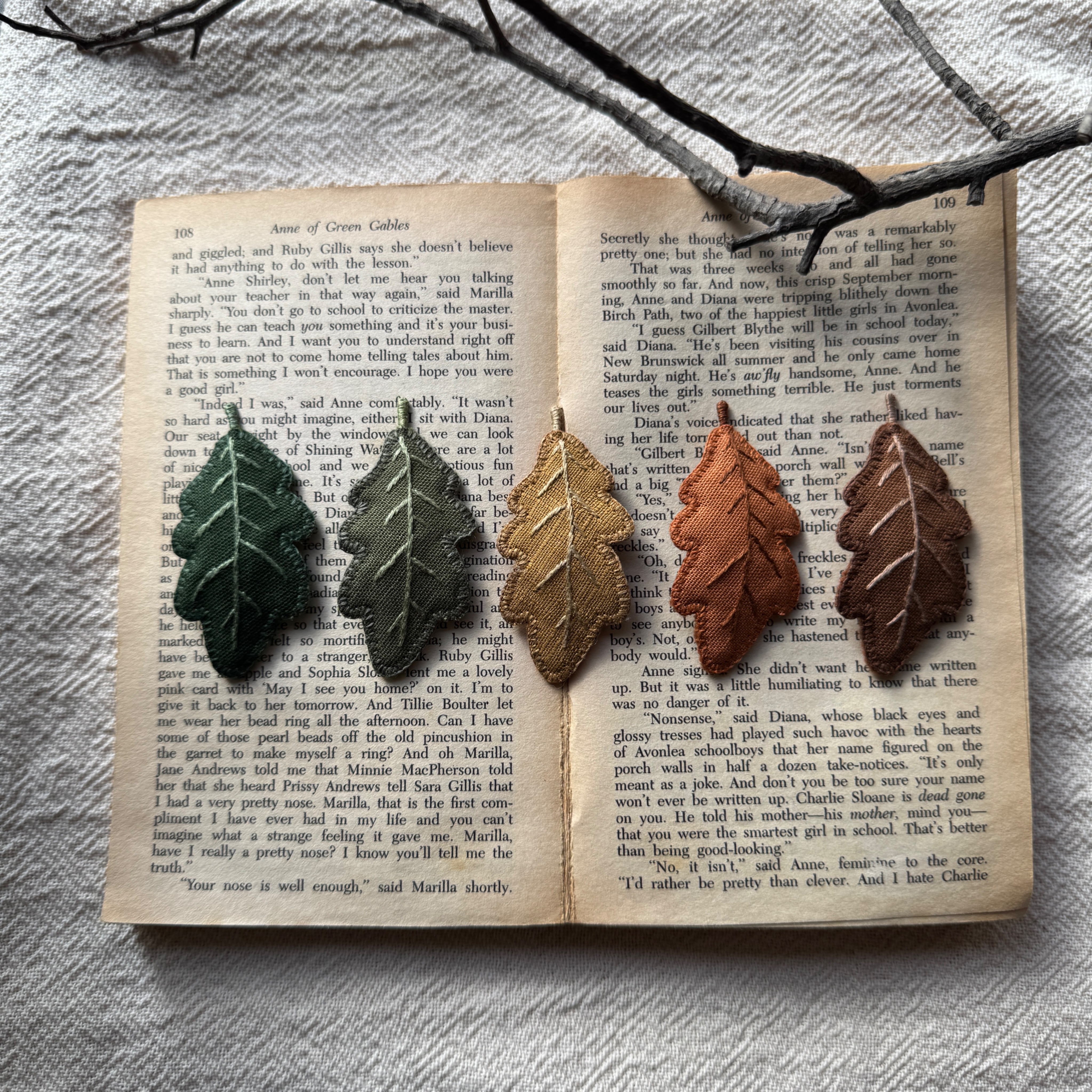 手工刺繡 橡葉造型髮夾/BB夾