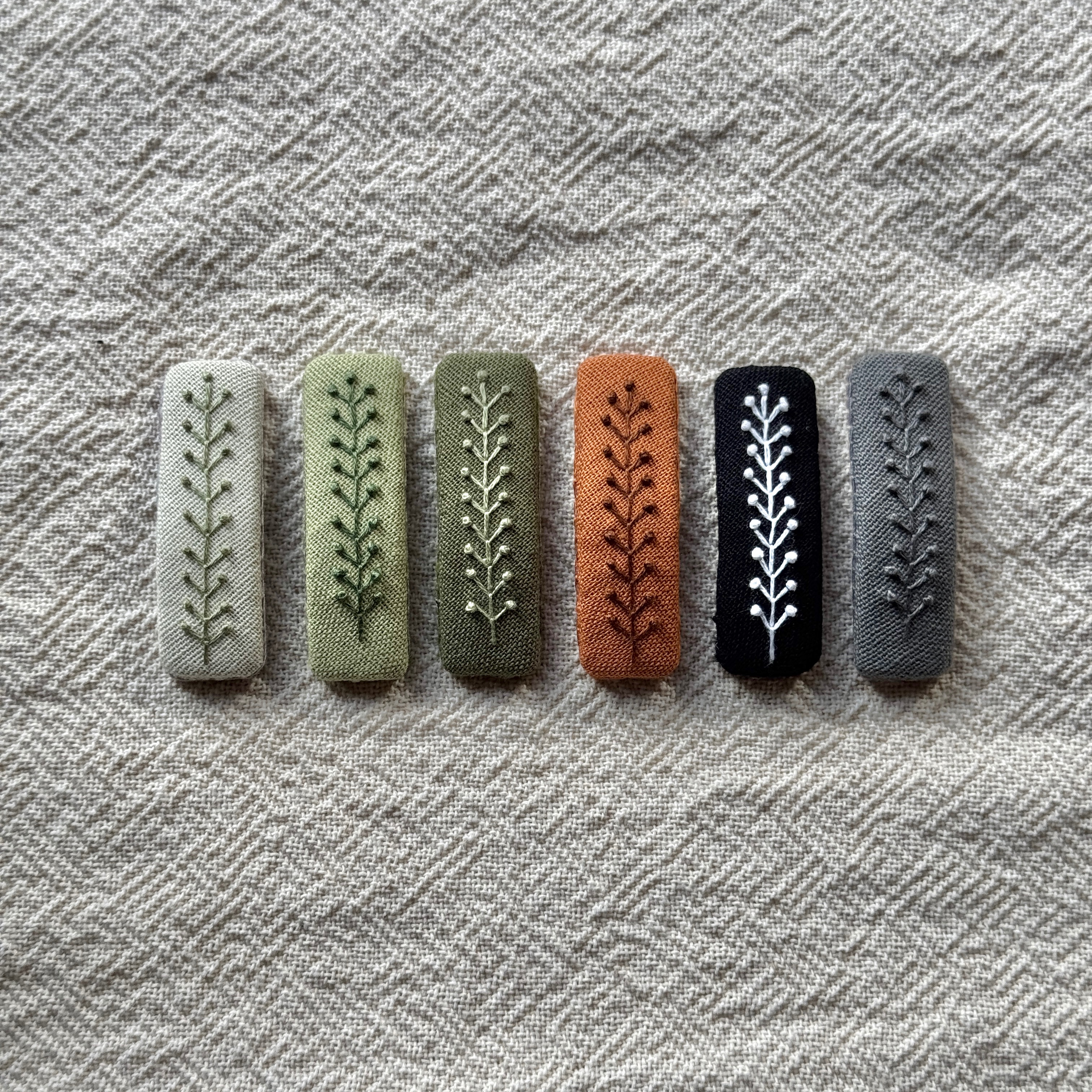 手工刺繡 小葉髮夾/BB夾