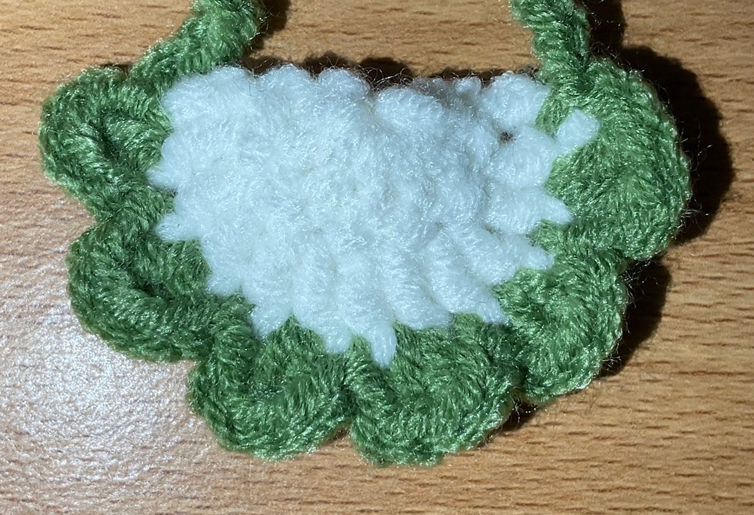 OTO手作坊🐰艾綠-白底口水巾、圍兜兜（10~15cm娃）