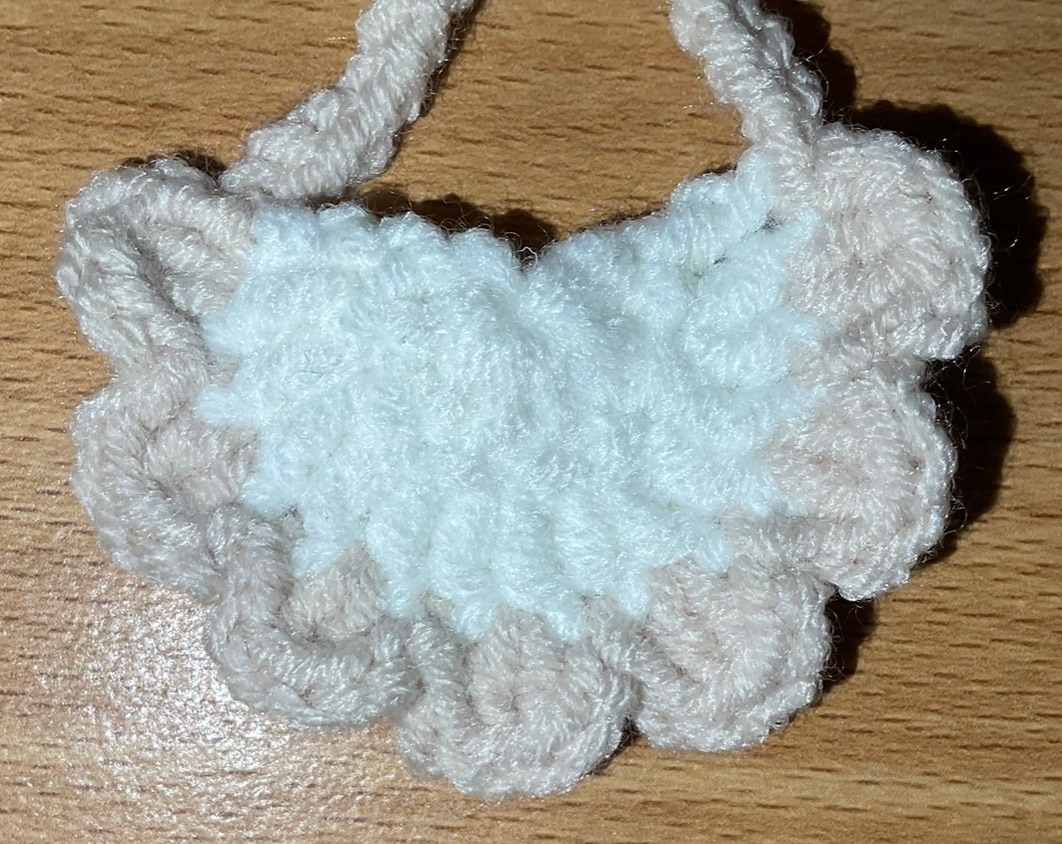 OTO手作坊🐰杏色-白底口水巾、圍兜兜（10~15cm娃）