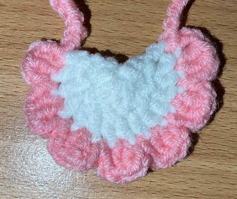 OTO手作坊🐰深粉-白邊口水巾、圍兜兜（10~15cm娃）