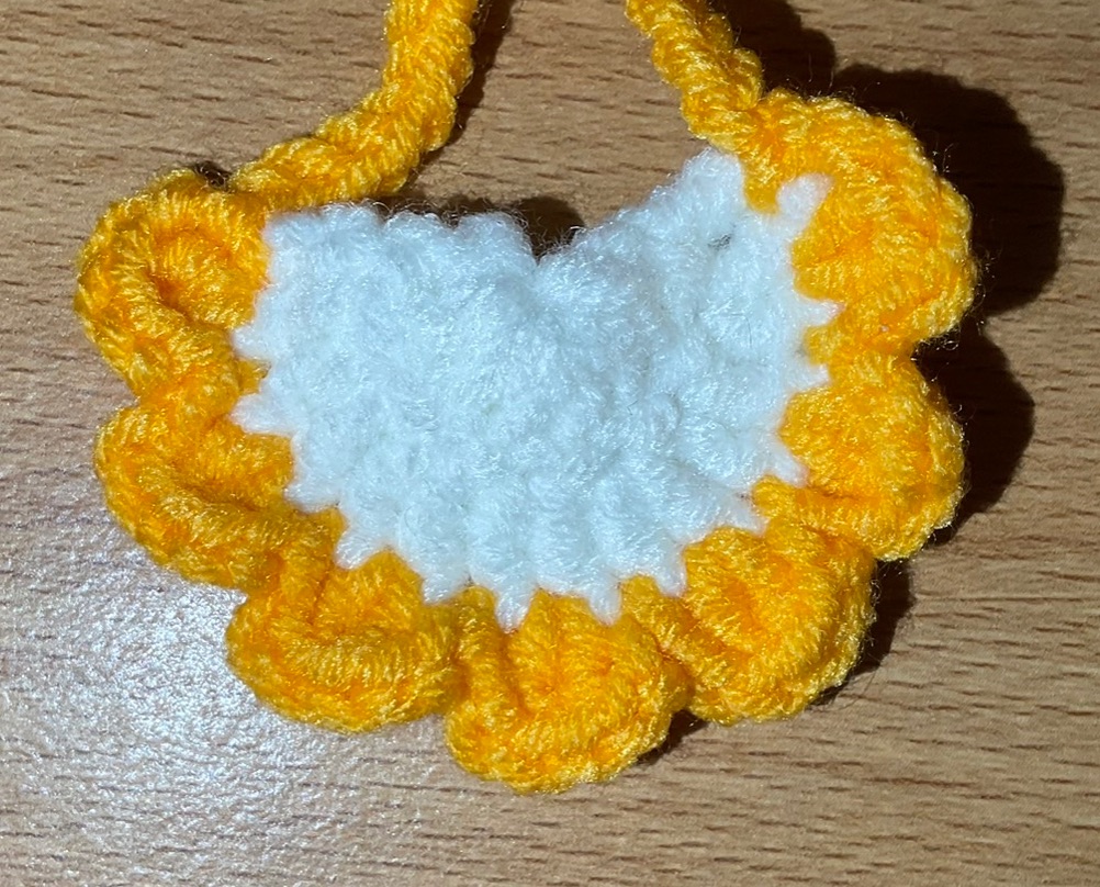 OTO手作坊🐰深黃-白邊口水巾、圍兜兜（10~15cm娃）