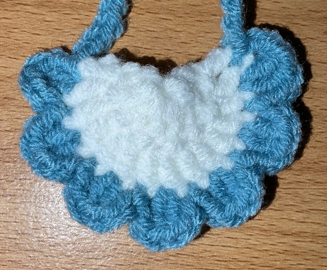 OTO手作坊🐰湖藍-白邊口水巾、圍兜兜（10~15cm娃）