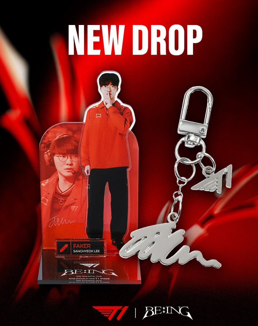 T1 Player Signature Keychain+Acrylic Figure