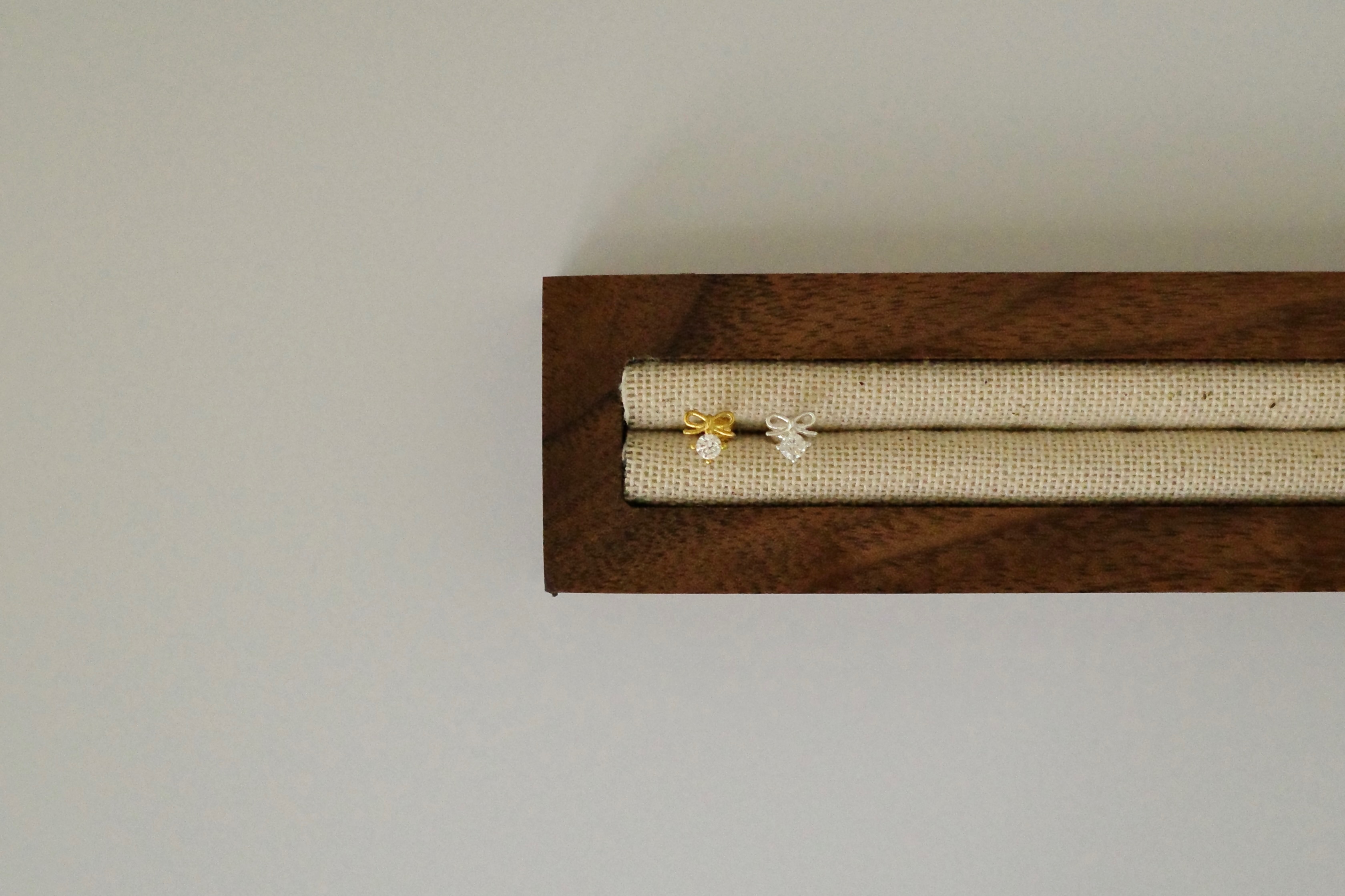 Ribbon蝴蝶結耳骨釘siver925（單支販售）