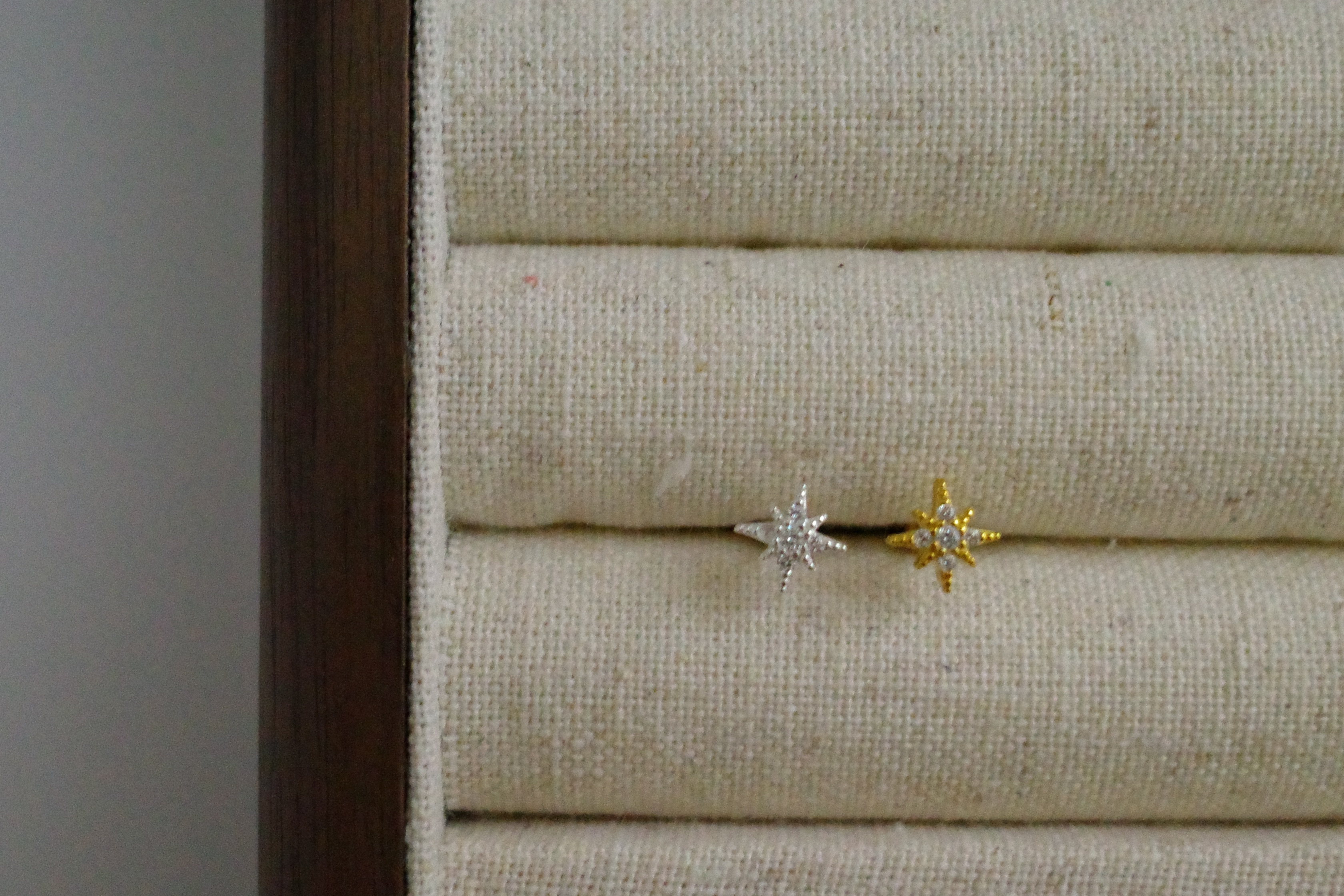 Ｍidning星芒耳骨釘silver925（單支販售）