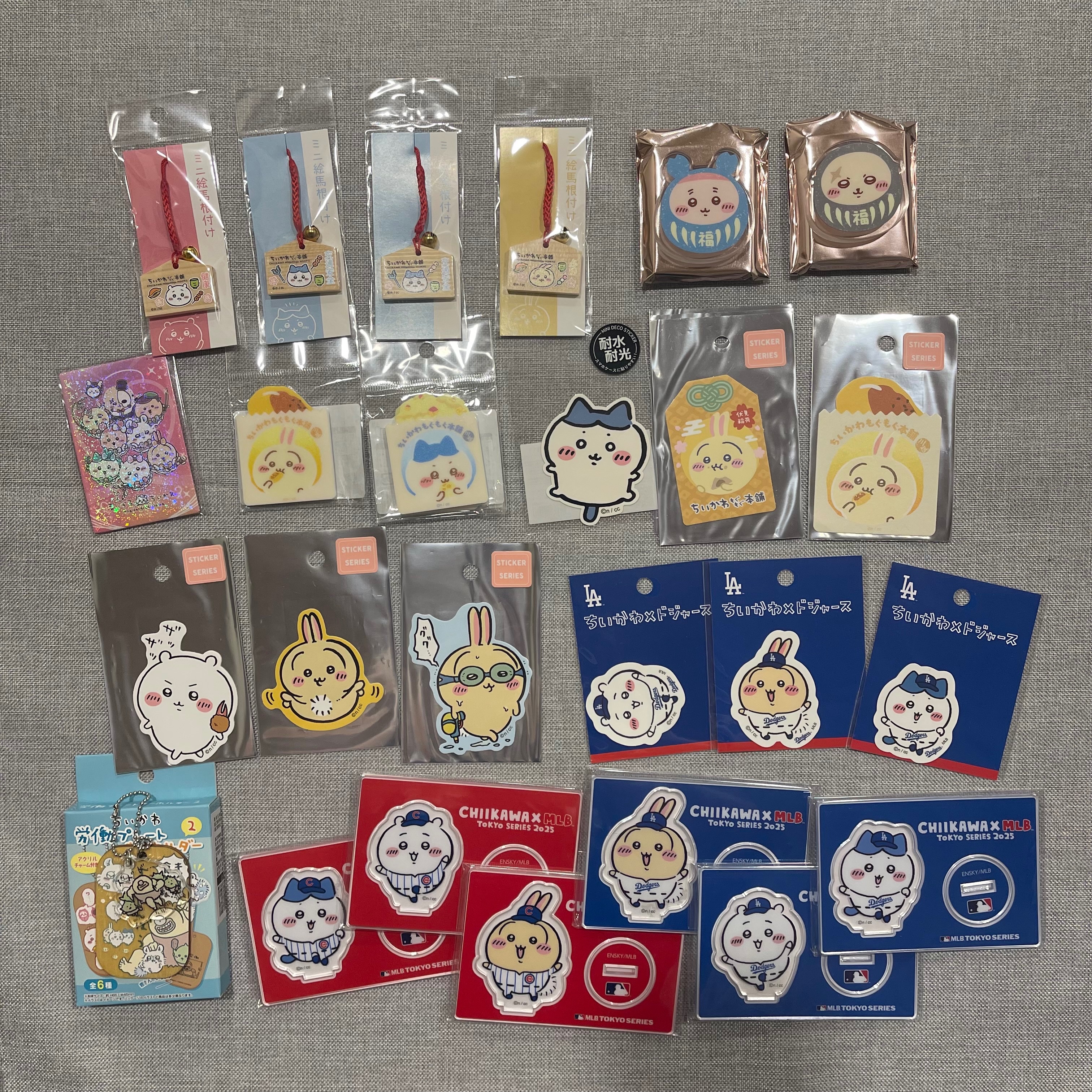 現貨✨吉伊卡哇 貼紙/立牌/吊飾/磁鐵