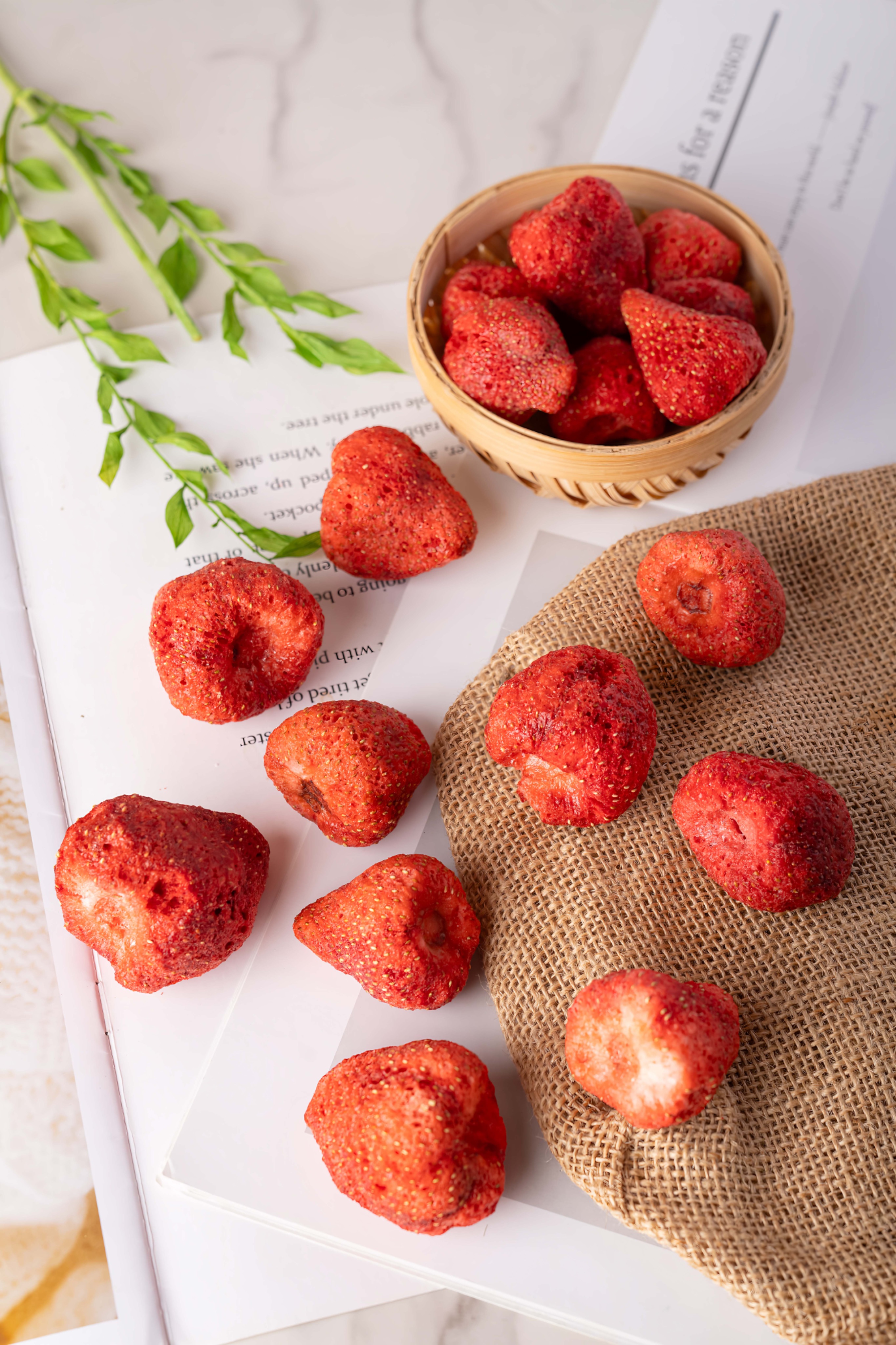 甜查理草莓凍乾