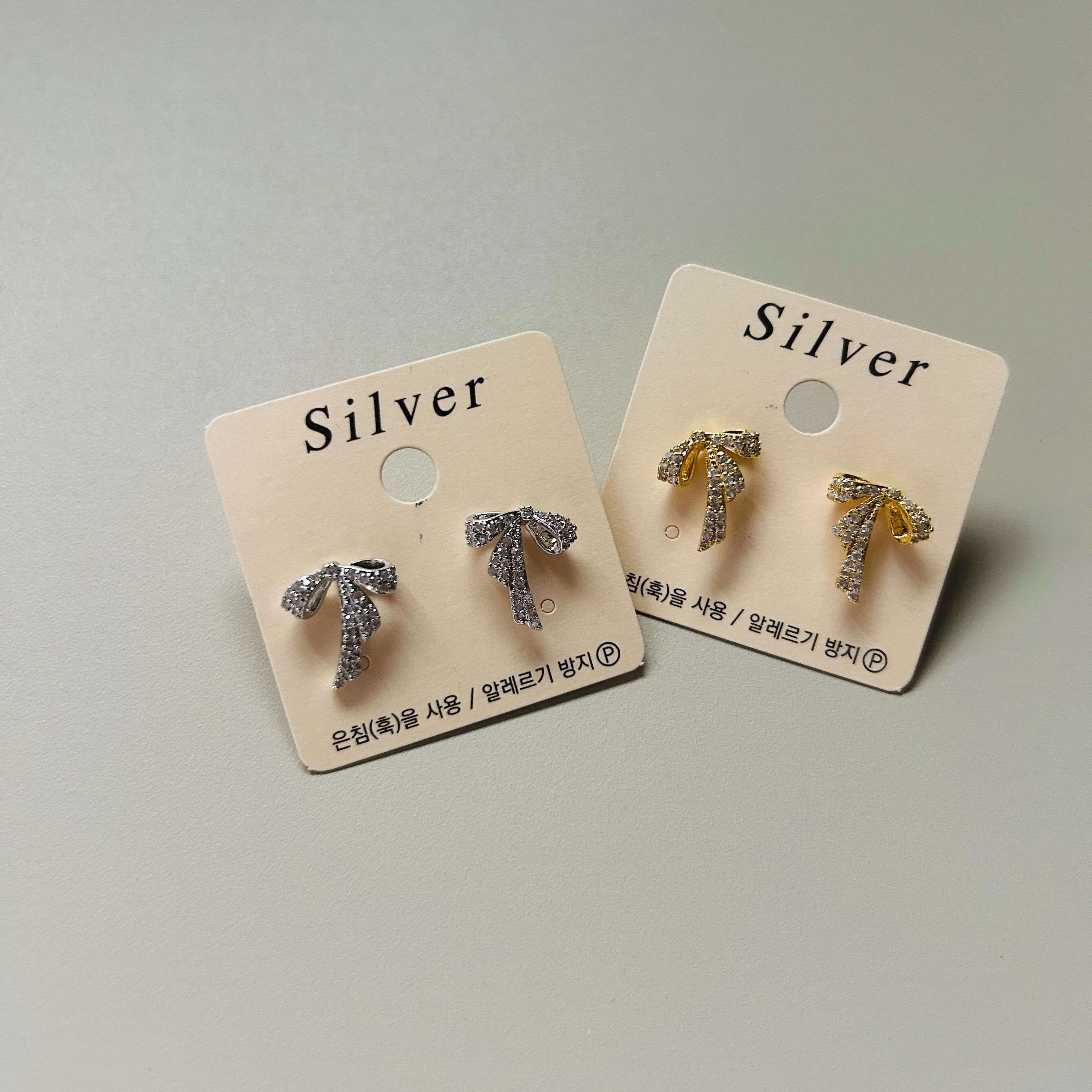 ＂韓國＂金色/銀色 鑲鑽小蝴蝶結 純銀耳針 抗過敏 耳環《Imprint Accessory 韓國飾品》