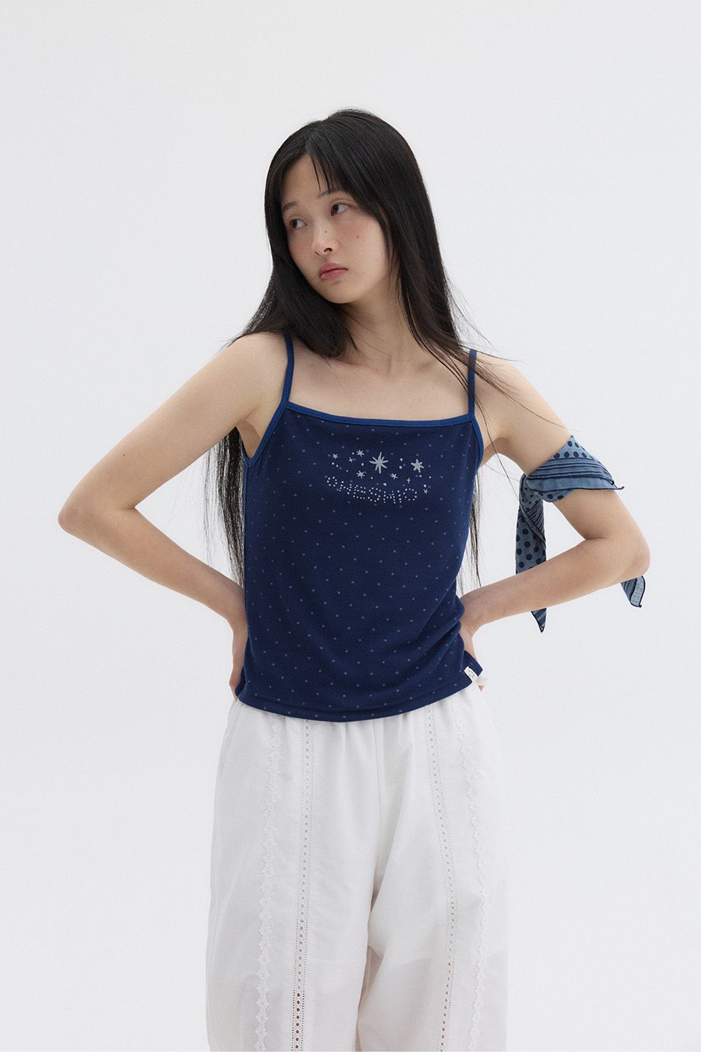 STAR LINE SLEEVELESS（兩色）