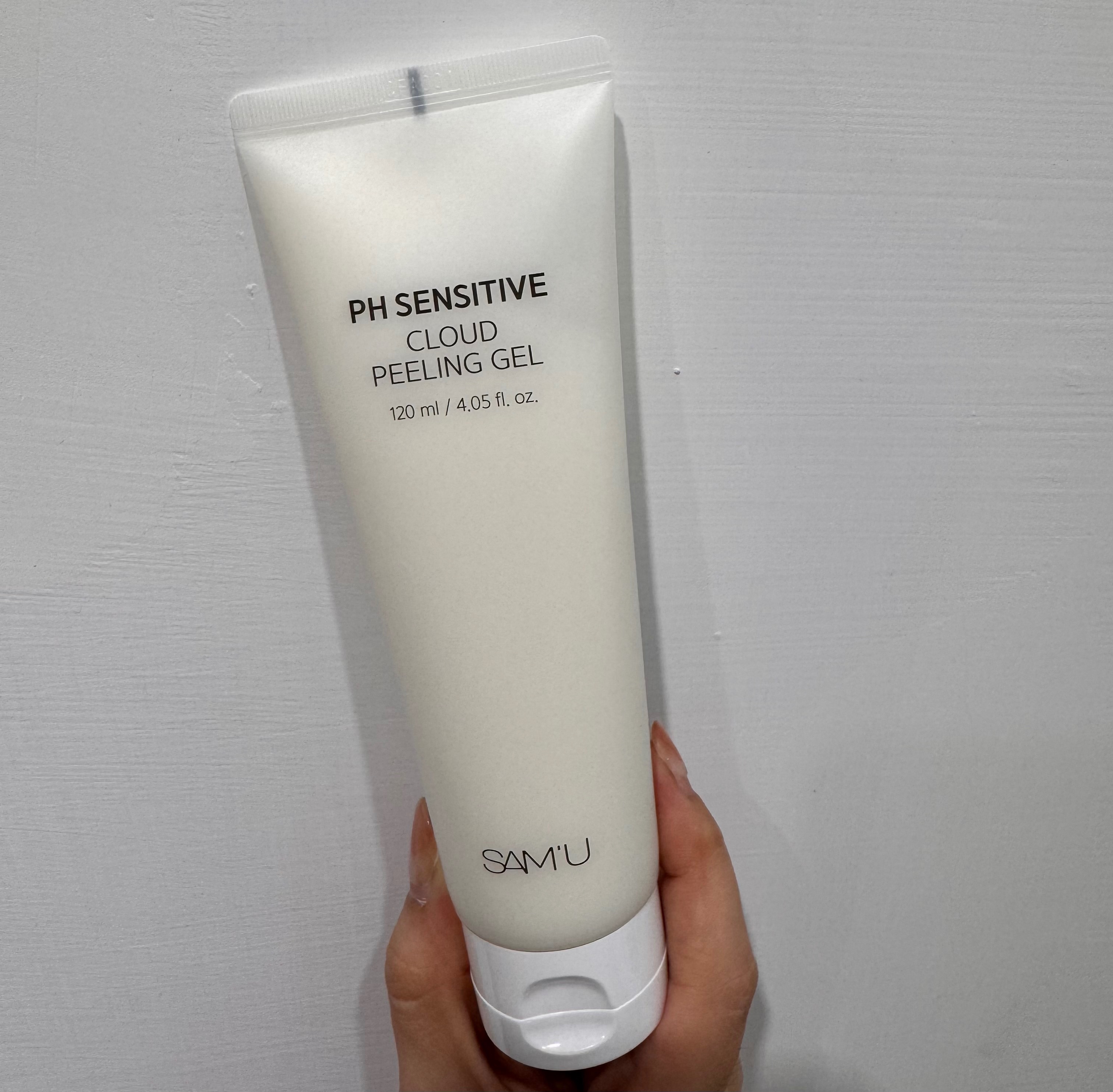 SAM’U PH Sensitive Cloud Peeling Gel 舒緩平衡雲朵去角質霜