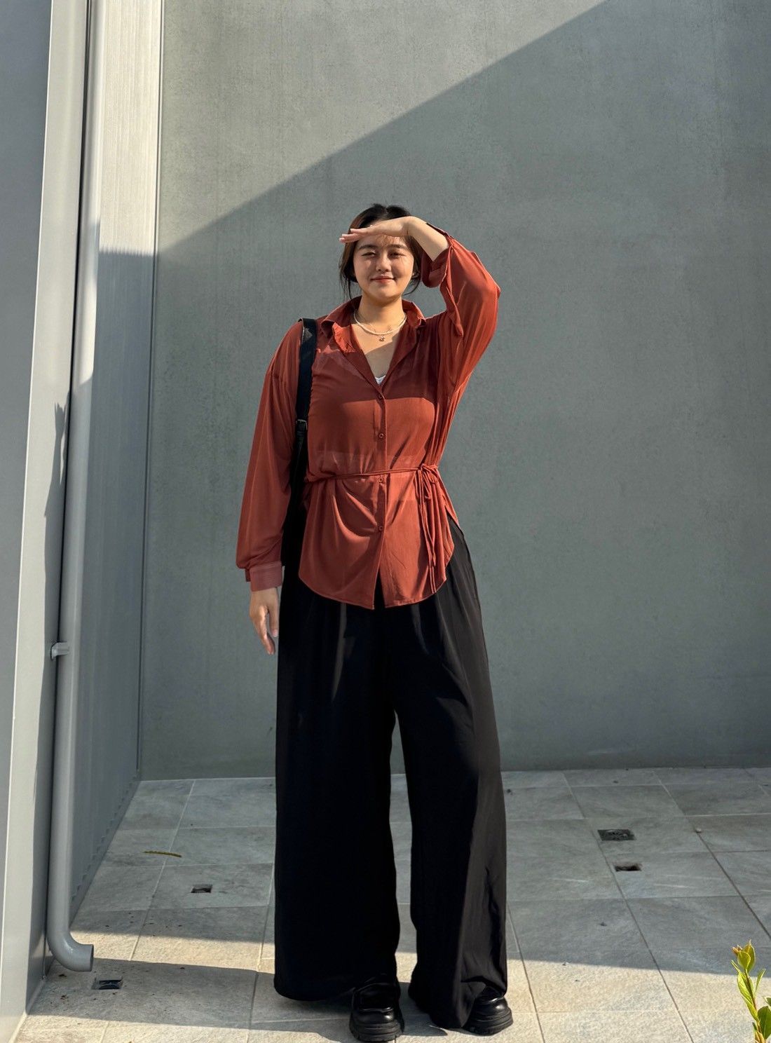 日式俐落感交叉修飾小腹西裝褲！