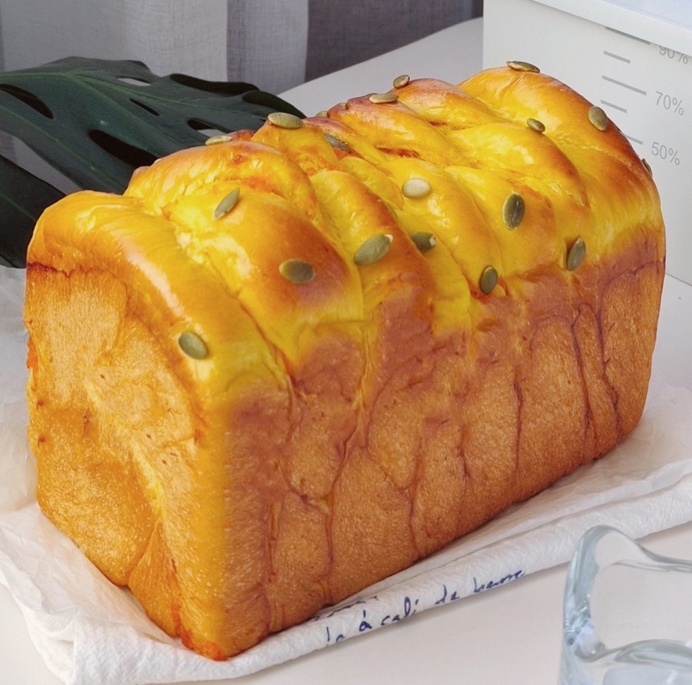 南瓜乳酪爆餡吐司