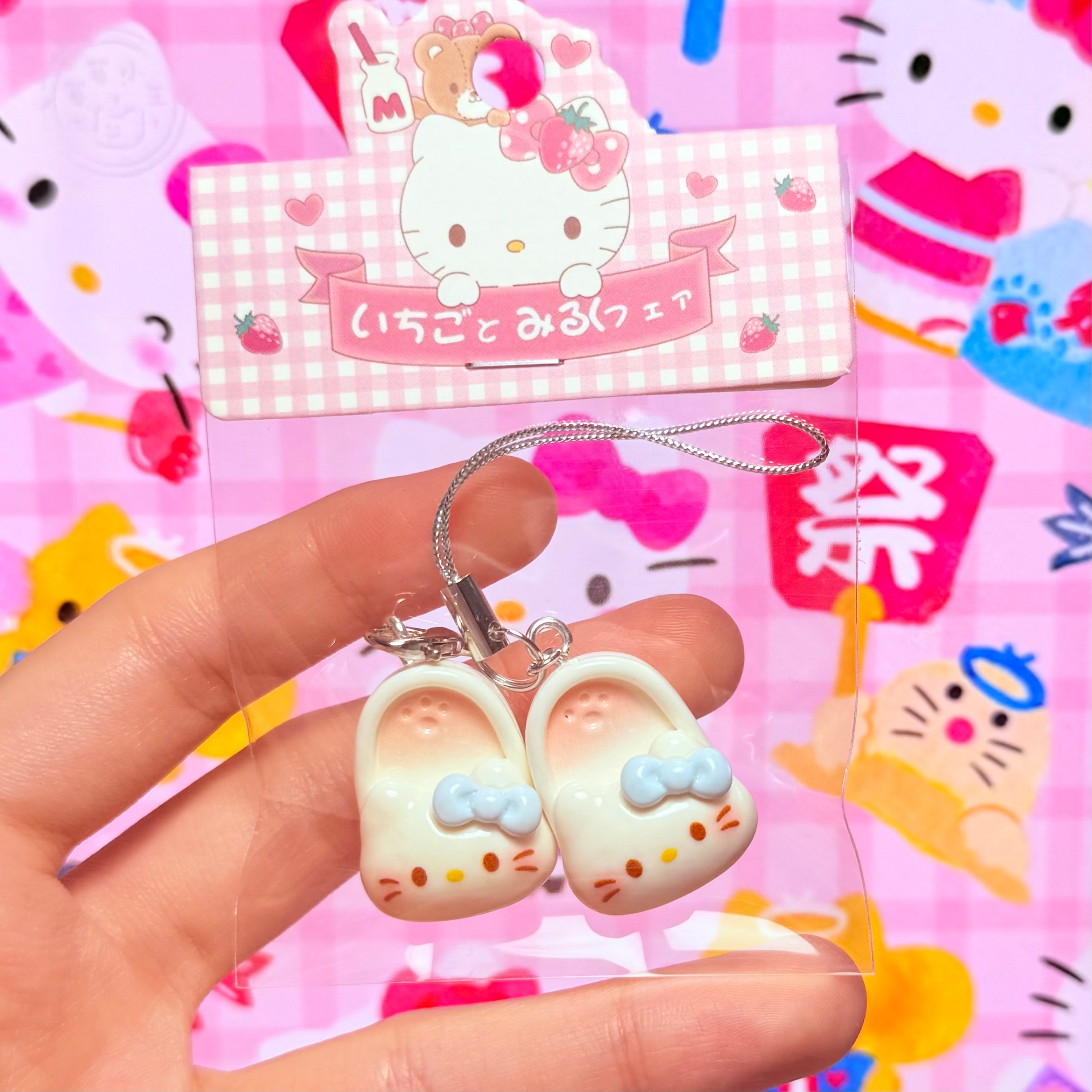 🍓可愛拖鞋🩴kitty小吊飾🐇