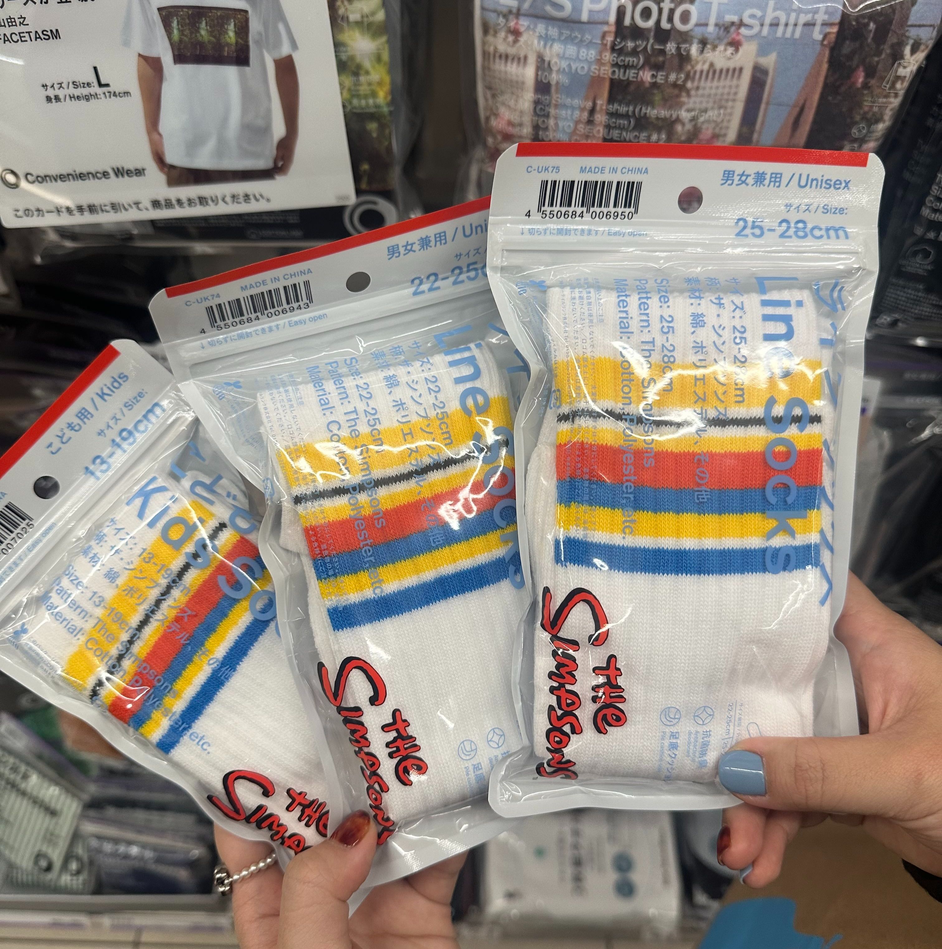 [現貨] 全家 x 辛普森家族襪子＆上衣