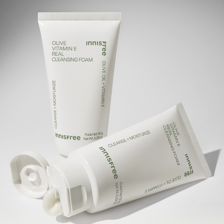 Innisfree Olive Real Cleansing Foam 橄欖維生素E泡沫洗面乳
